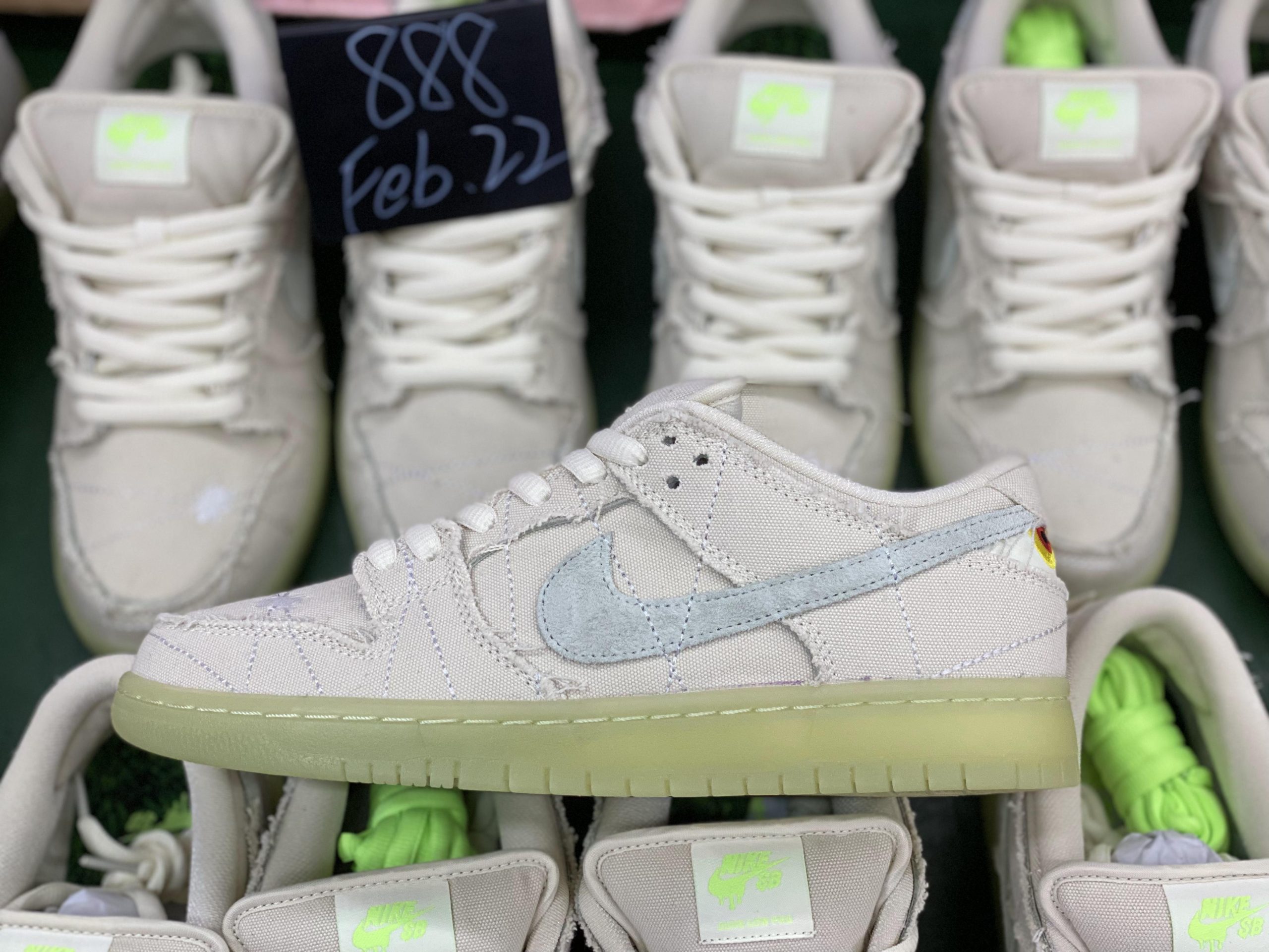 Nike SB Dunk Low Mummy