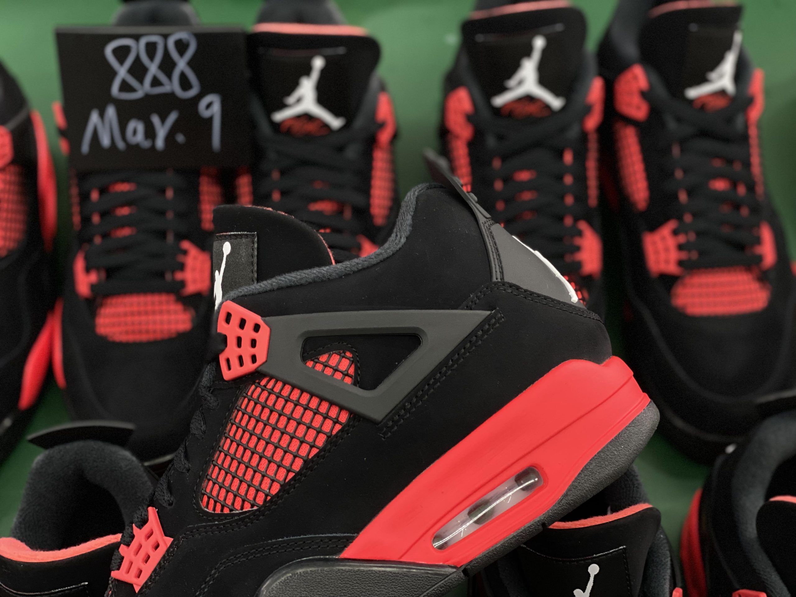 Jordan 4 Retro Red Thunder