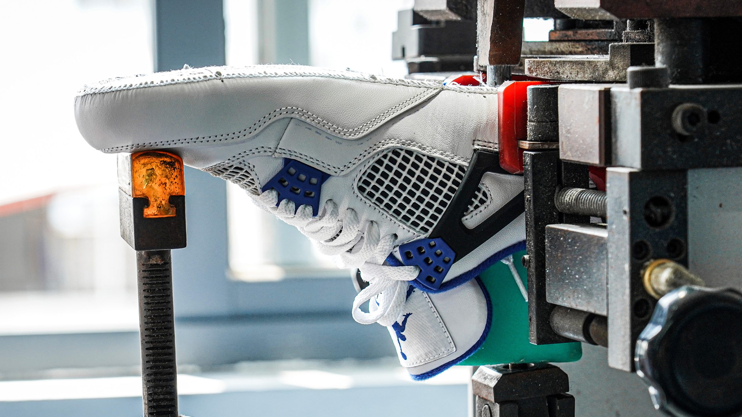 Jordan 4 Retro Motorsports 2017