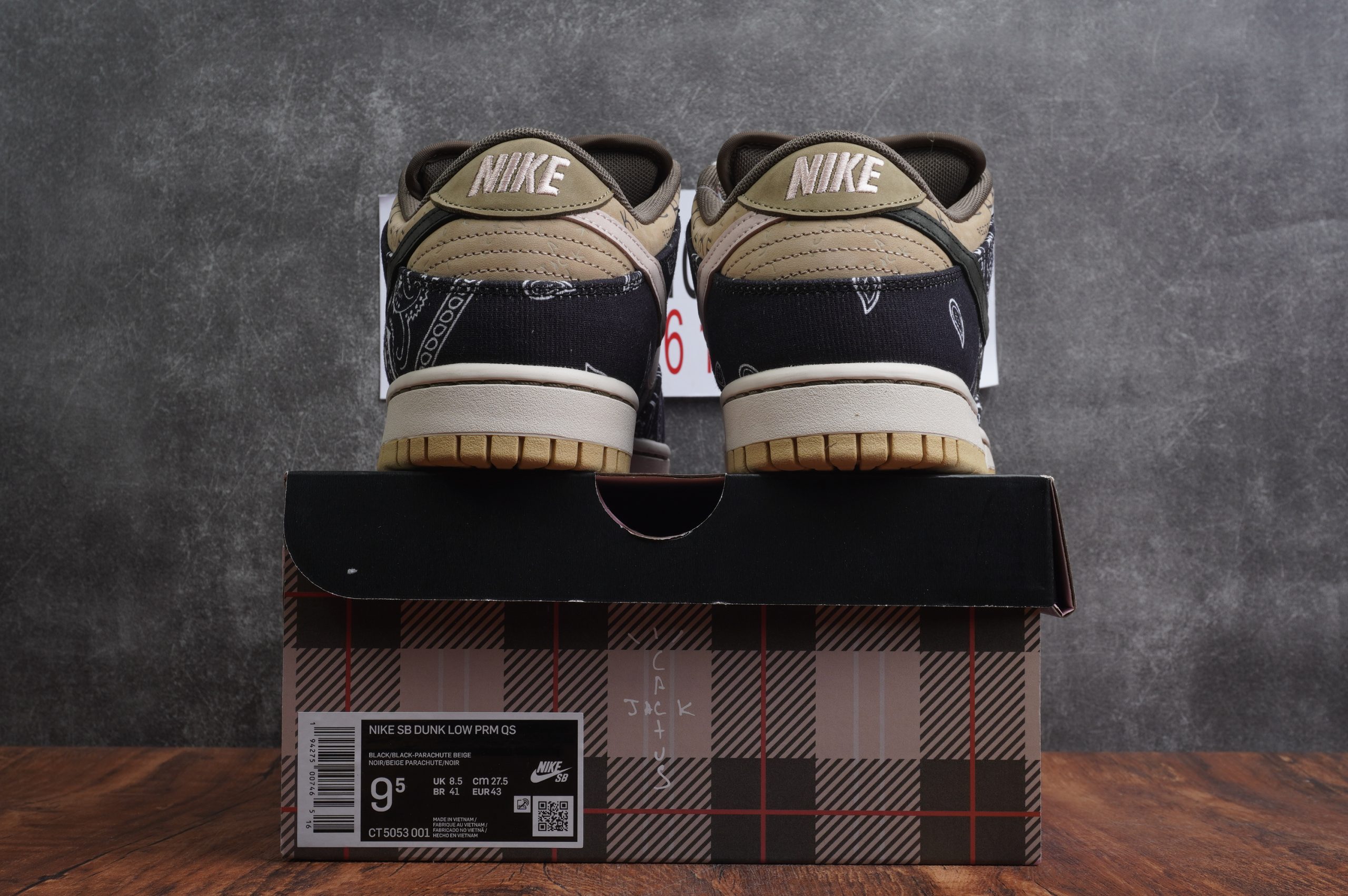 Nike SB Dunk Low Travis Scott (Regular Box)