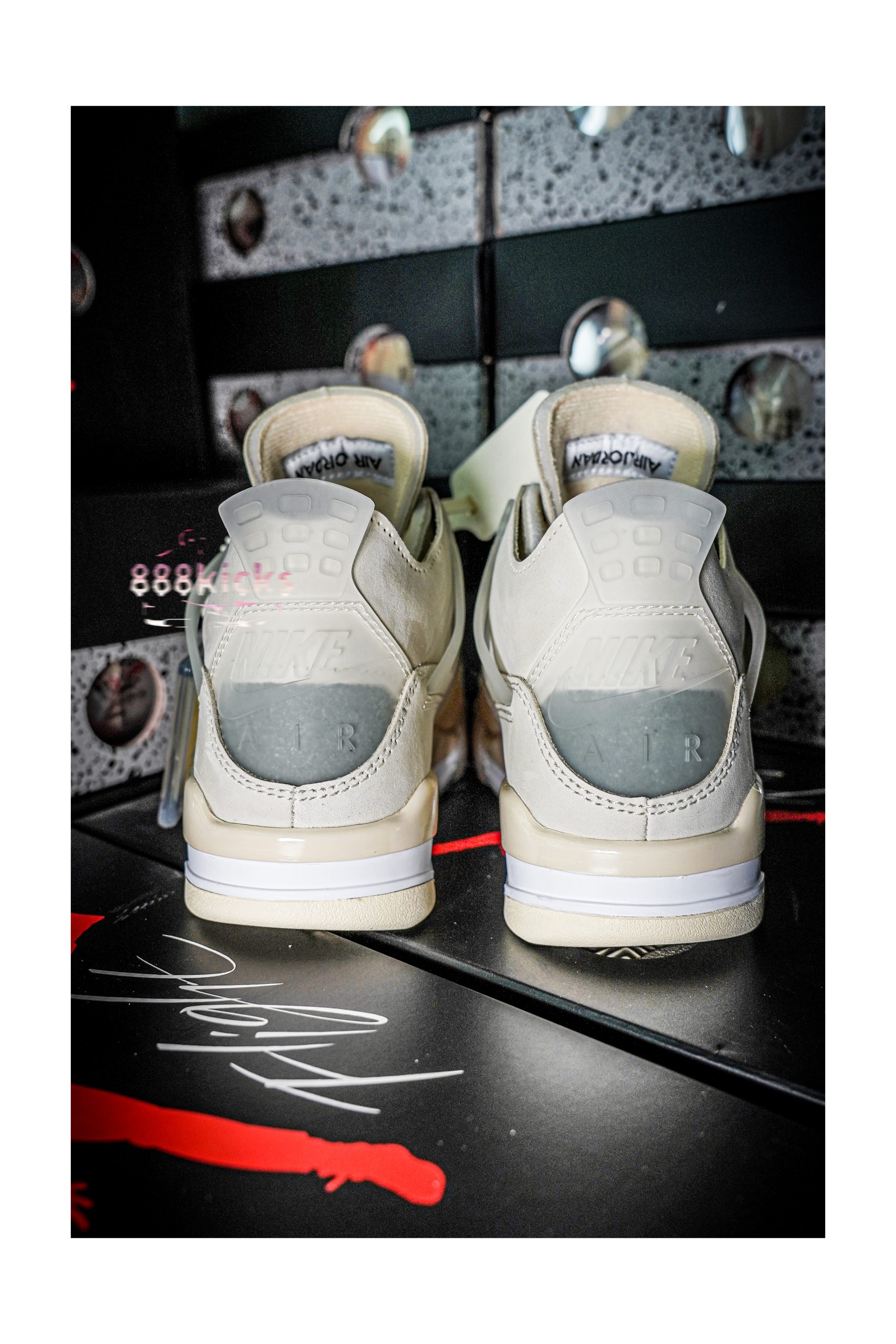 Jordan 4 Retro Off-White Sail