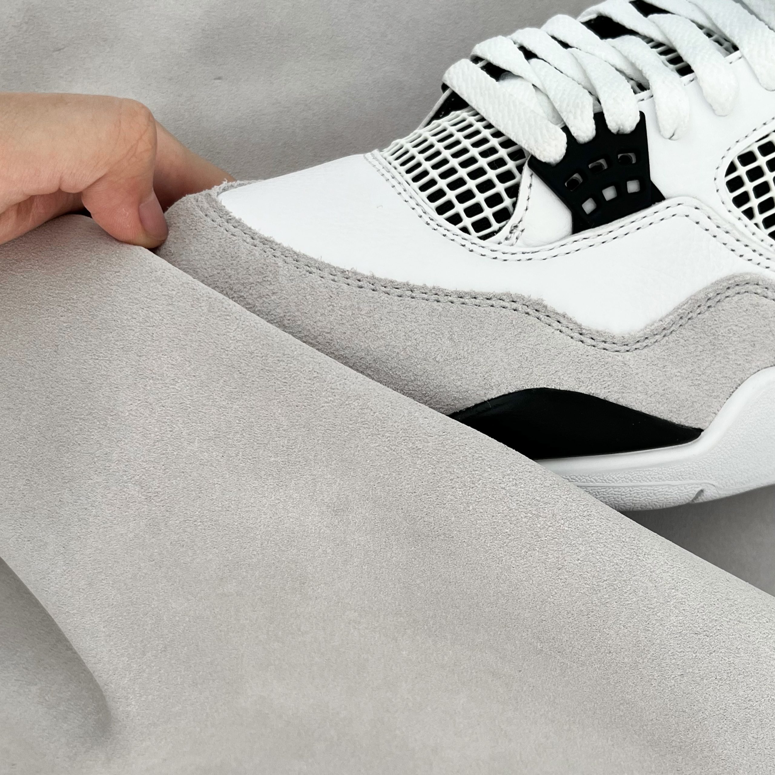 Jordan 4 Retro Military Black