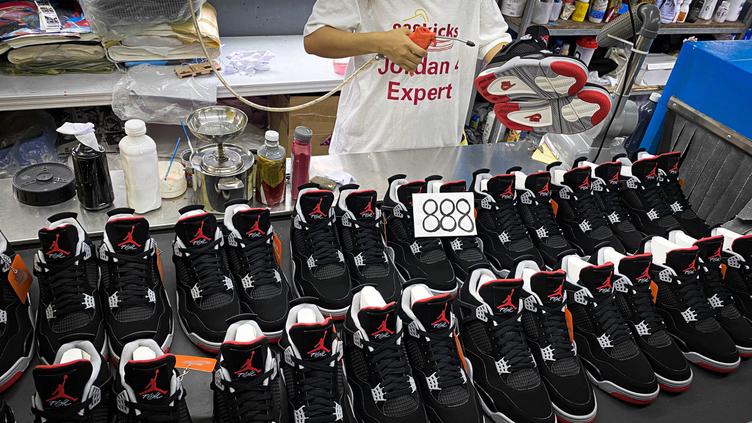 Jordan 4 Retro Bred 2019
