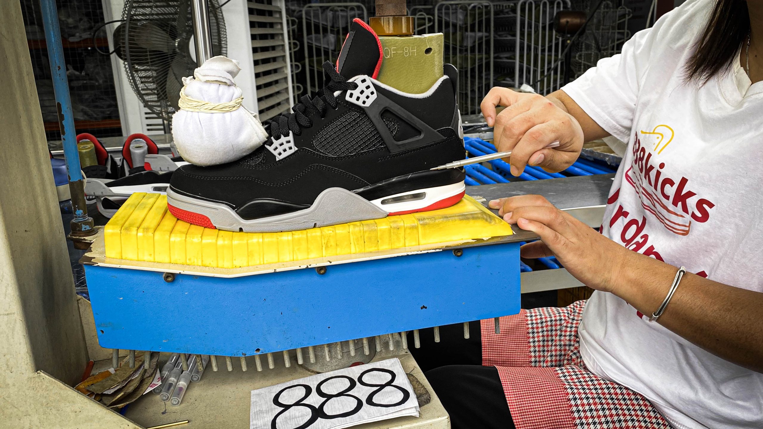Jordan 4 Retro Bred 2019