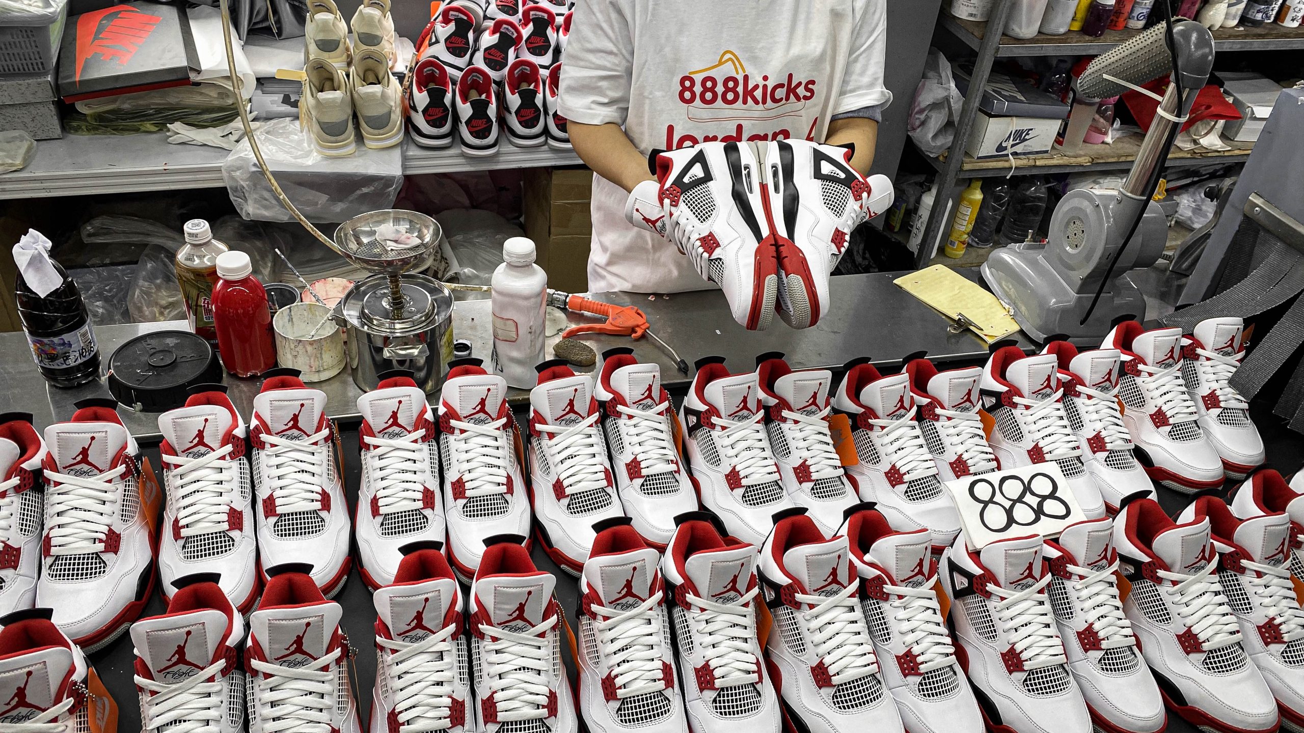 Jordan 4 Retro Fire Red 2020