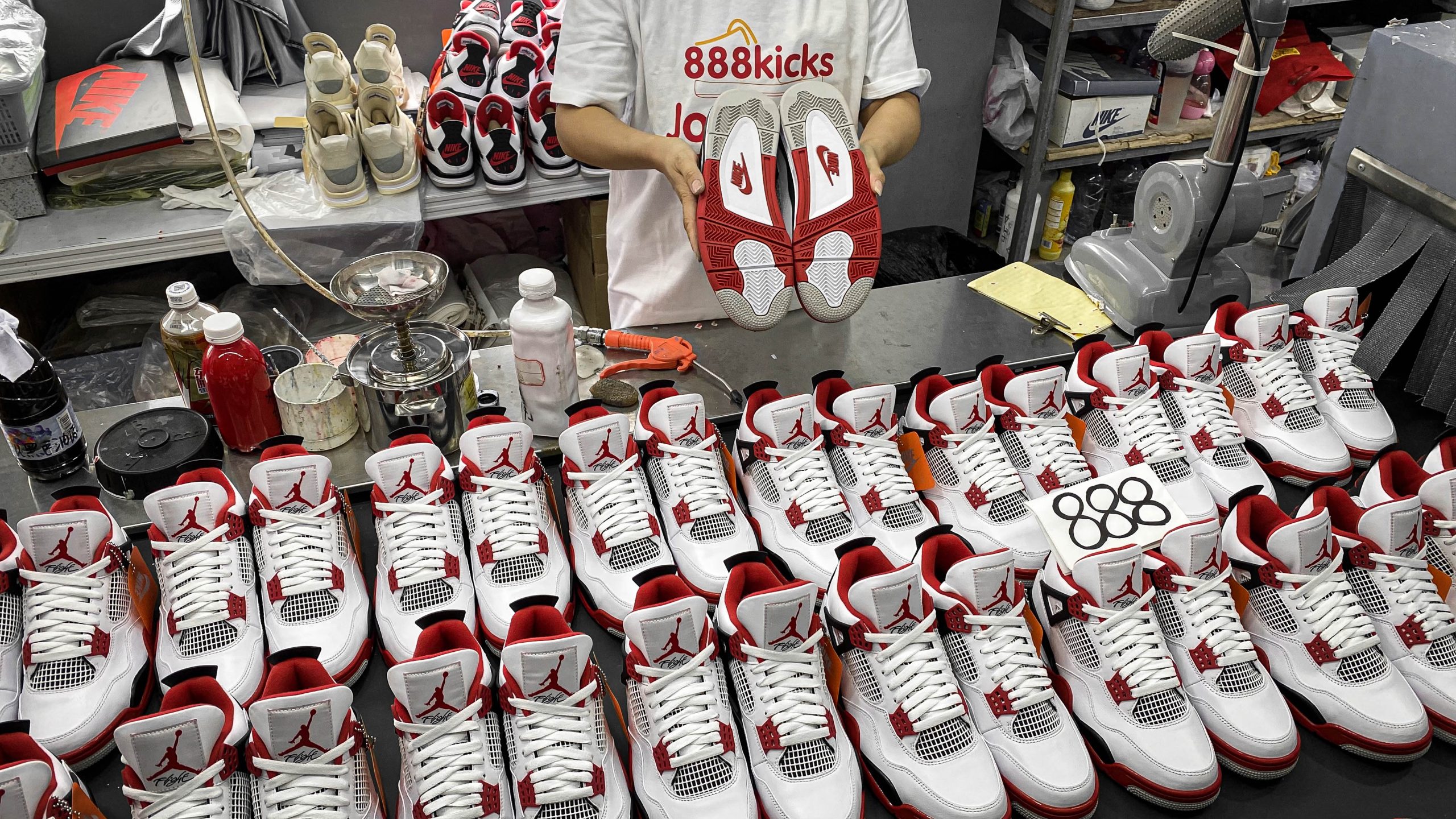 Jordan 4 Retro Fire Red 2020