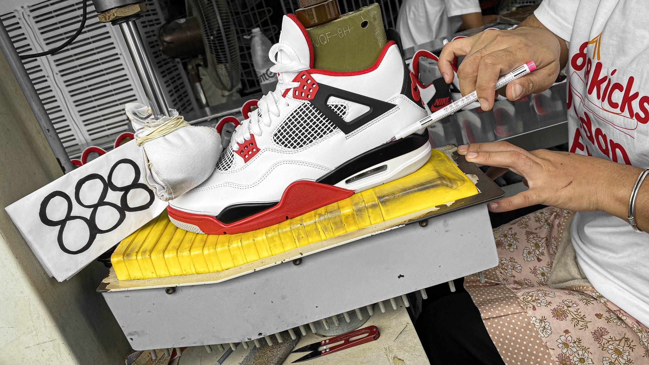 Jordan 4 Retro Fire Red 2020