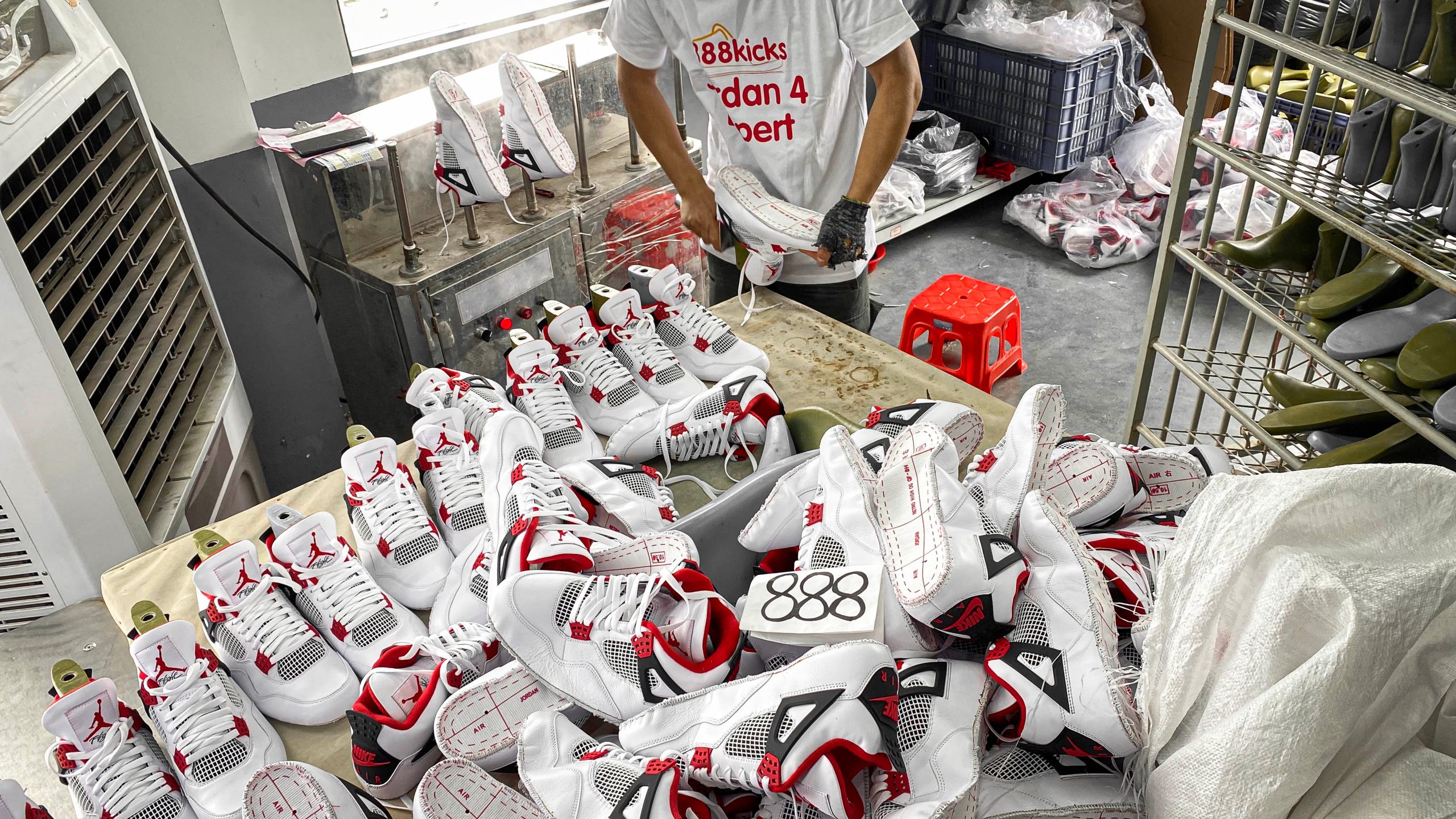 Jordan 4 Retro Fire Red 2020
