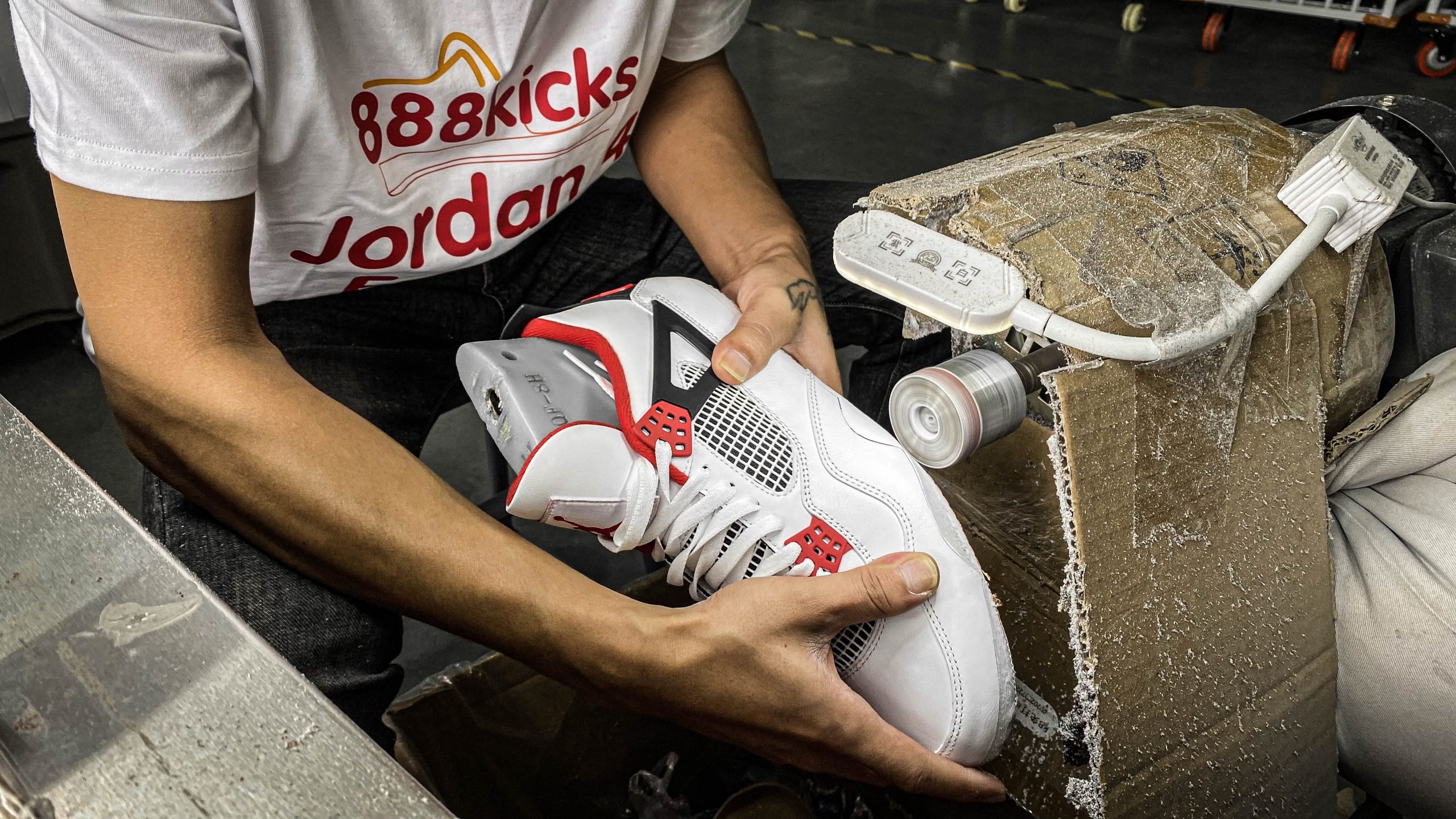 Jordan 4 Retro Fire Red 2020