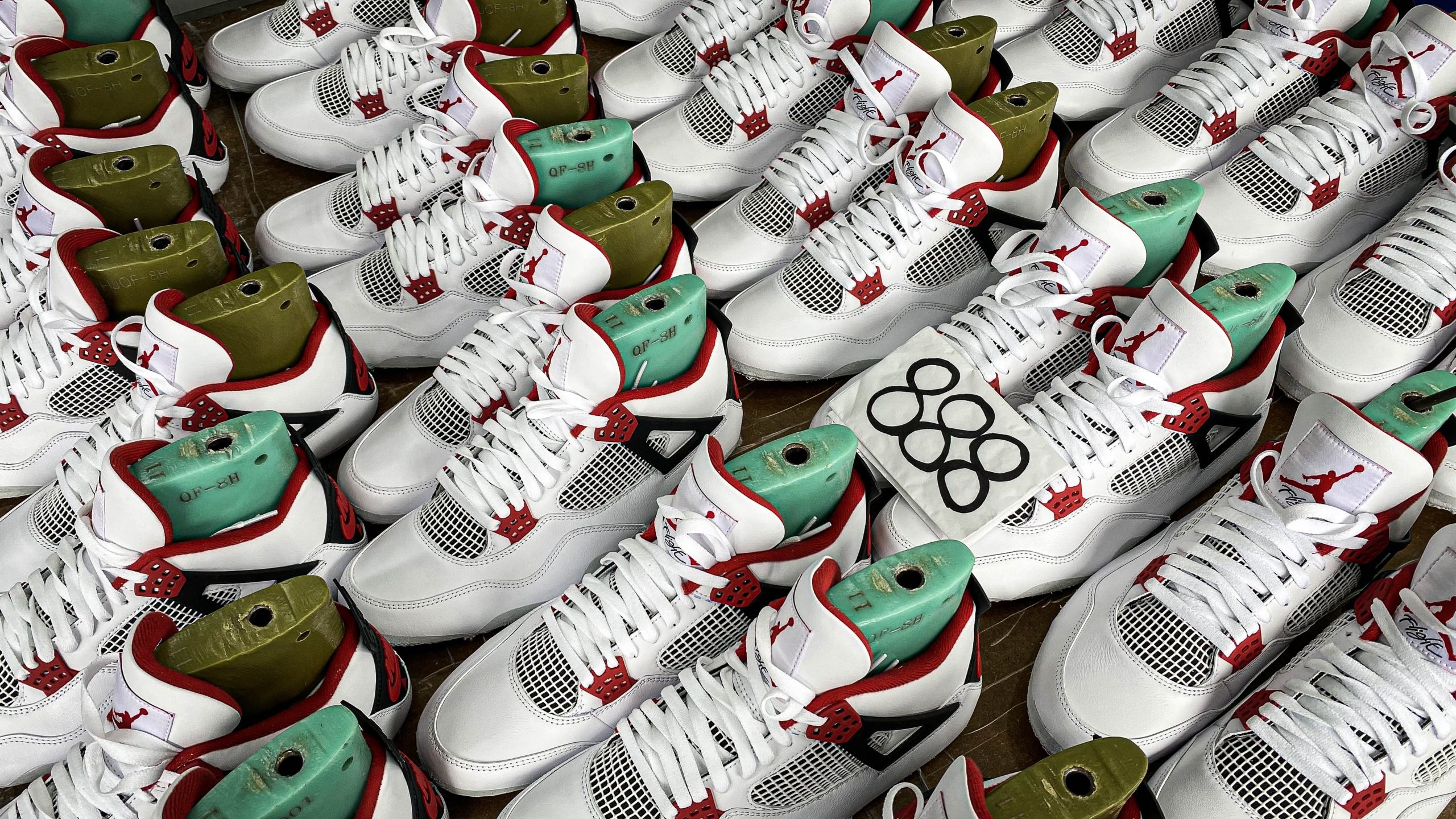Jordan 4 Retro Fire Red 2020