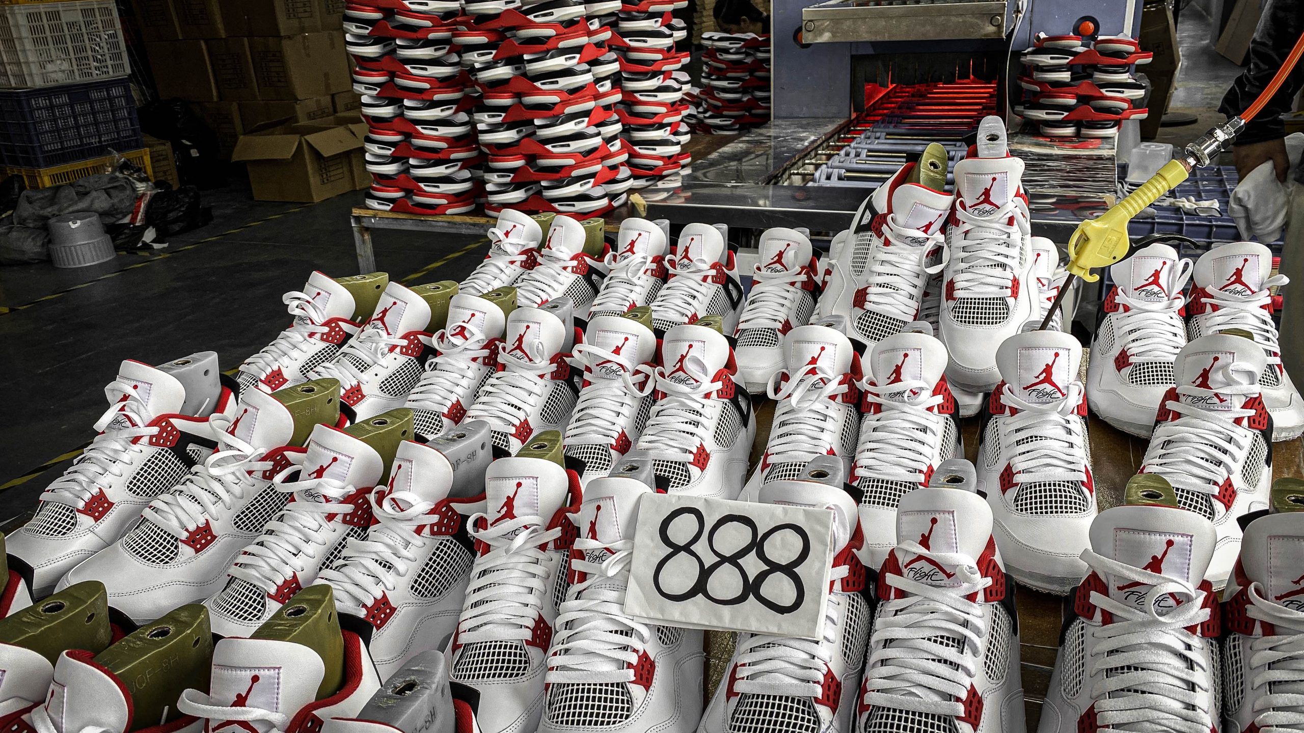 Jordan 4 Retro Fire Red 2020
