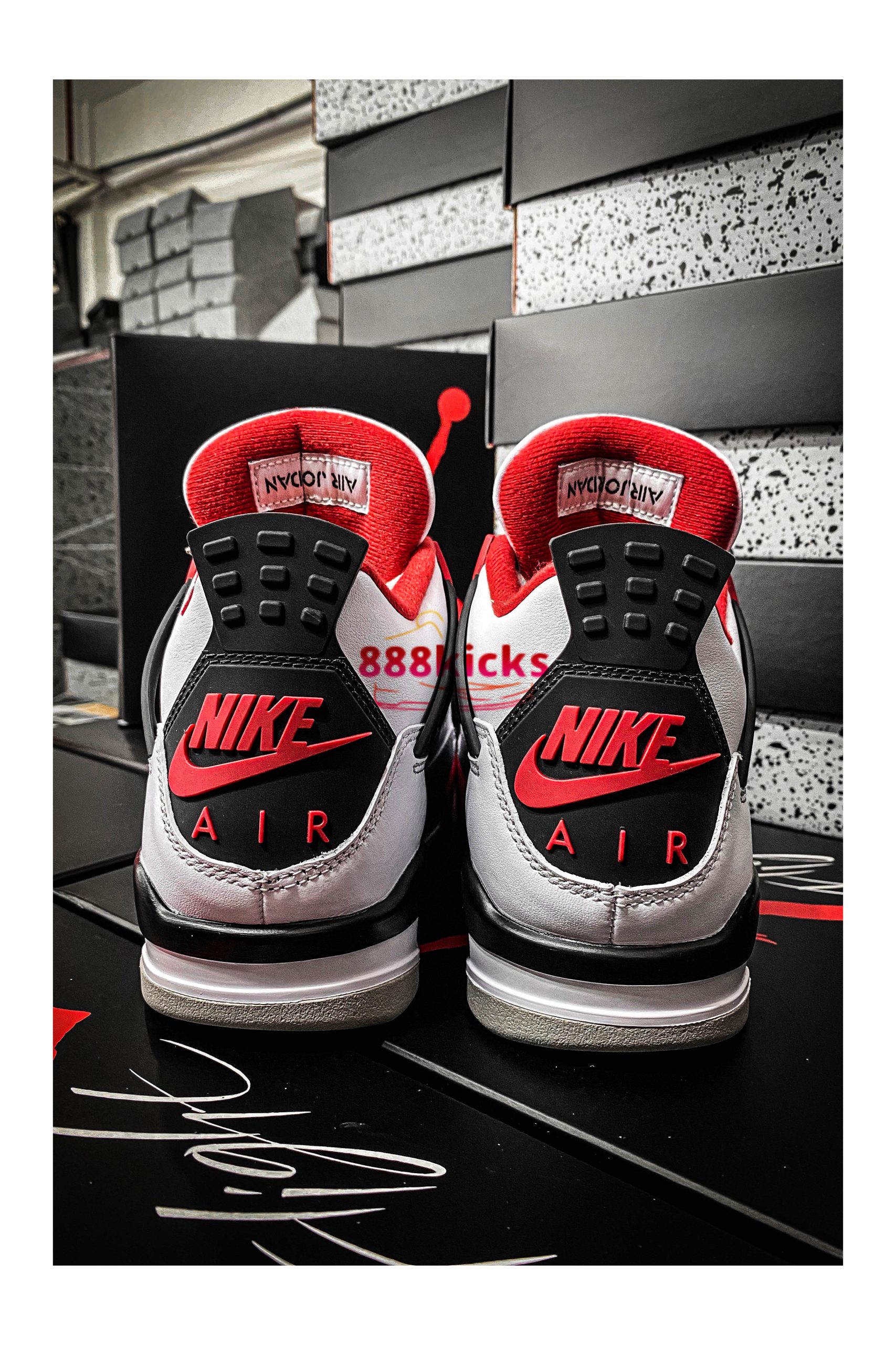 Jordan 4 Retro Fire Red 2020