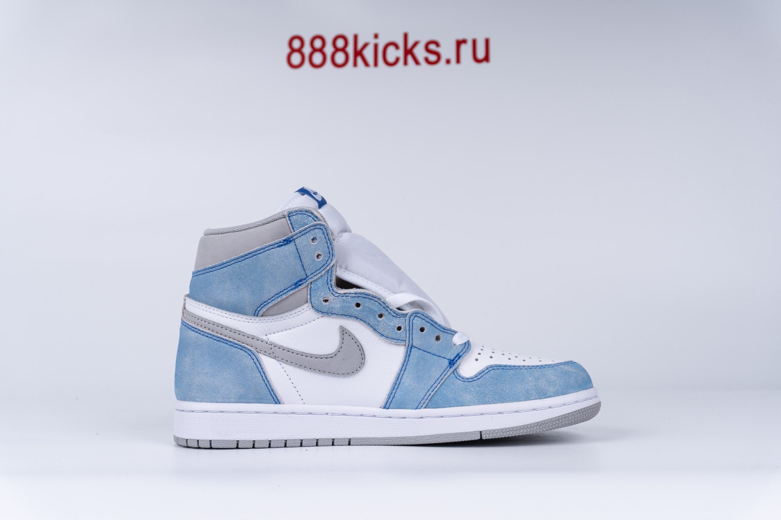 Jordan 1 Retro High OG Hyper Royal