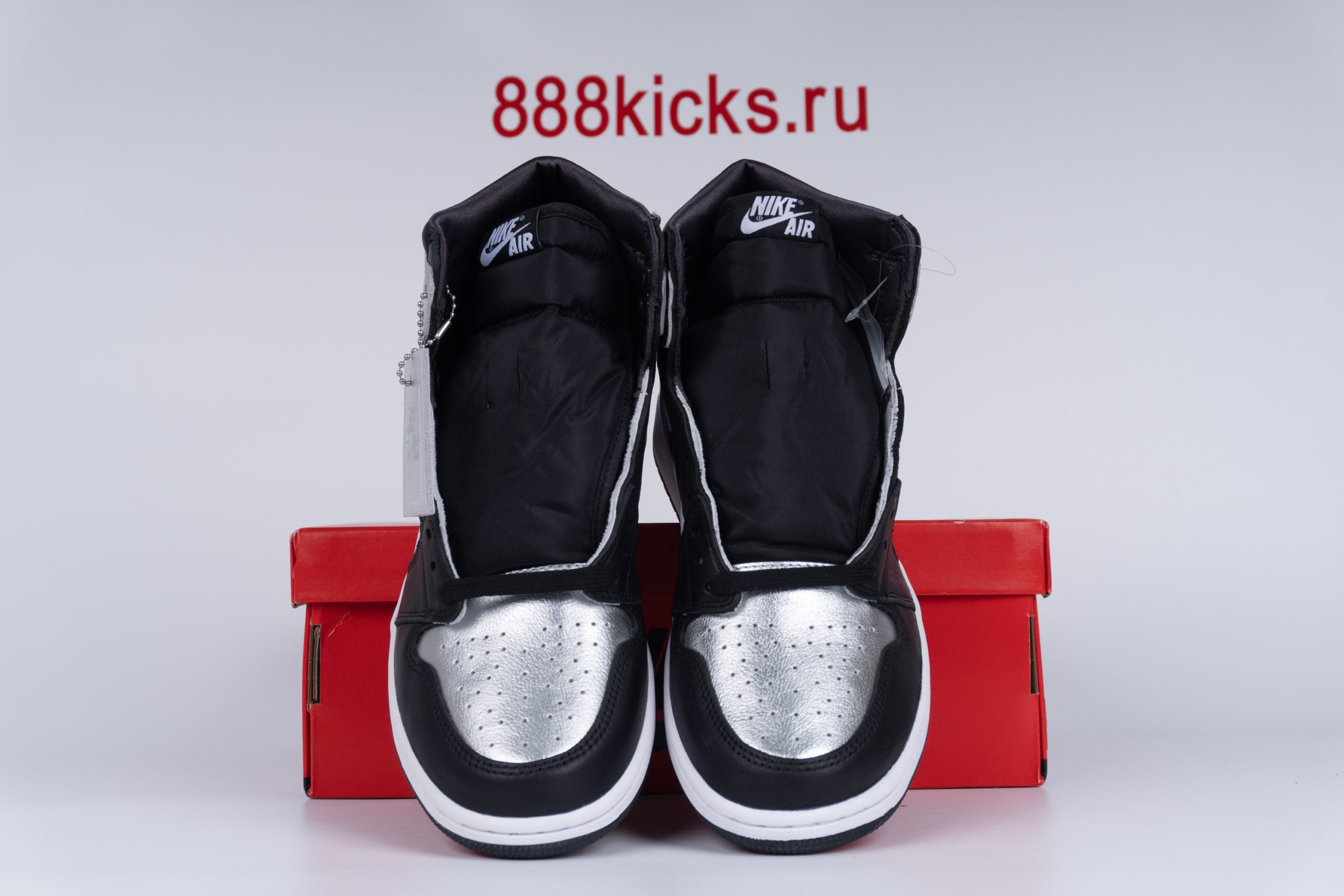 Jordan 1 Retro High Silver Toe (W)