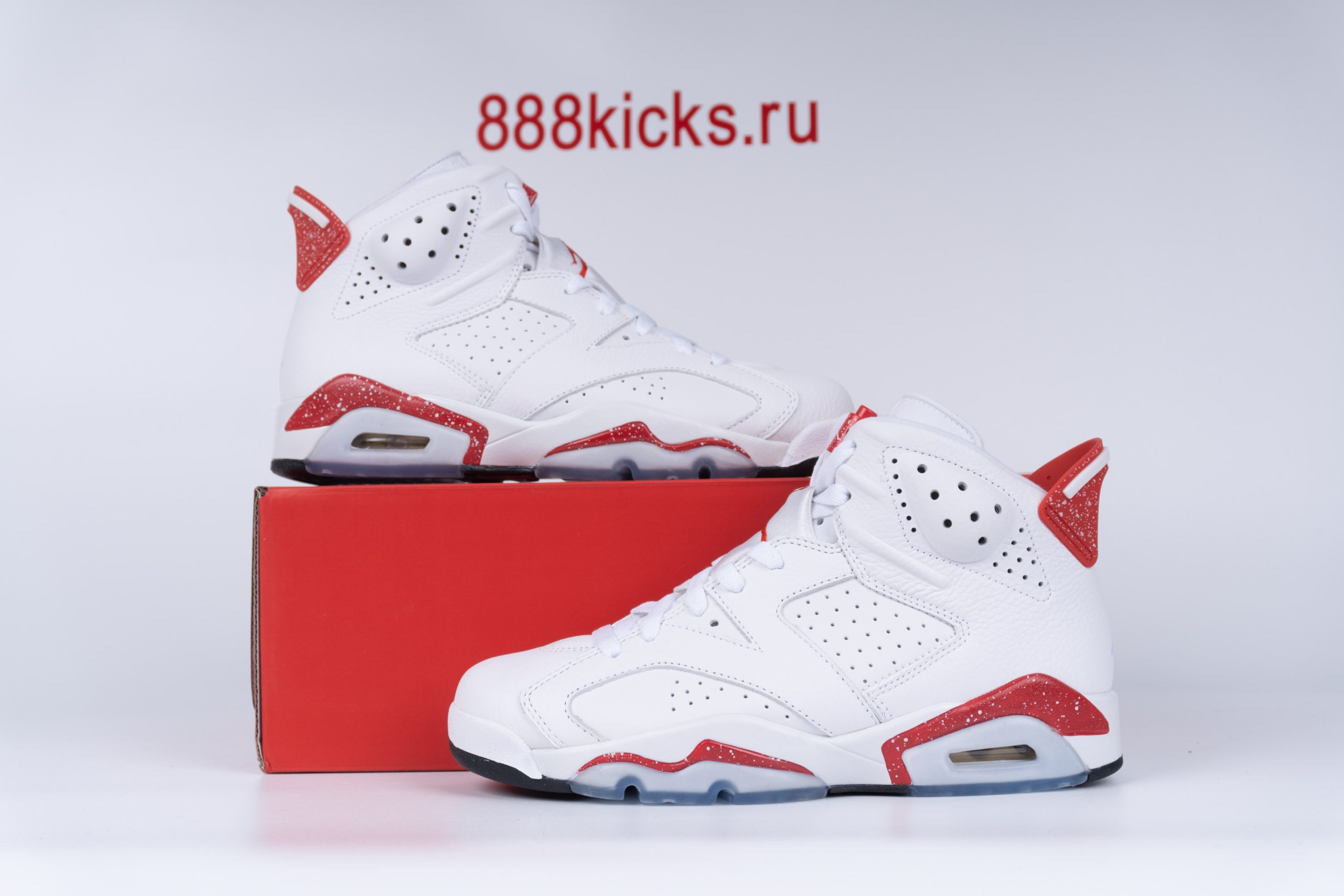 Jordan 6 Retro Red Oreo