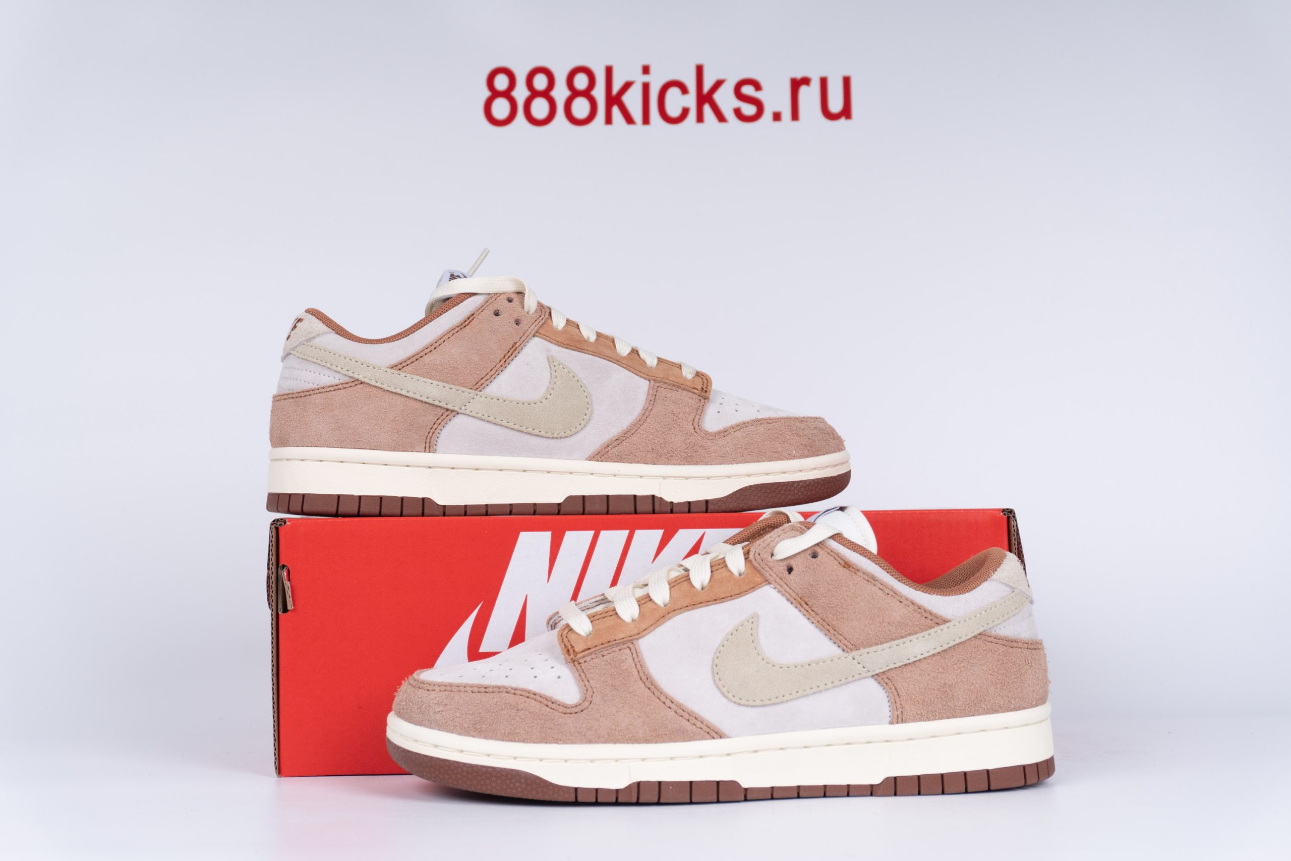 Nike Dunk Low Medium Curry