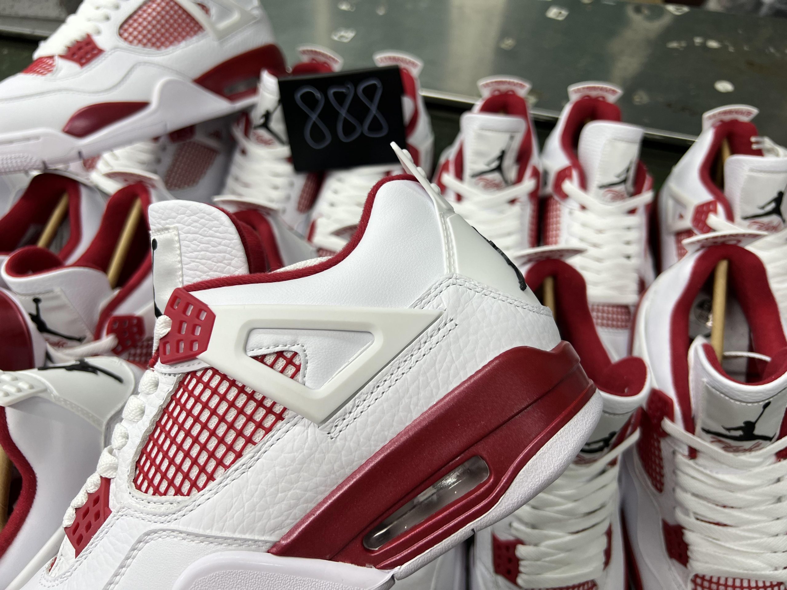 Jordan 4 Retro Alternate 89