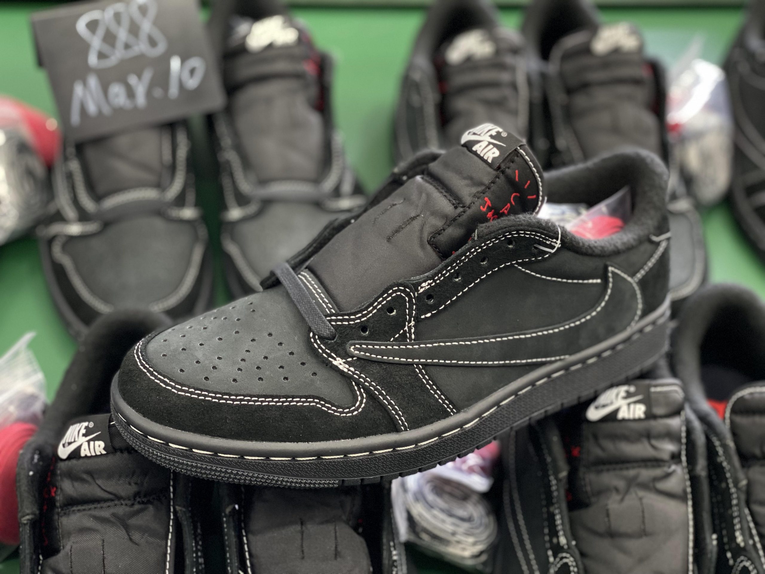Jordan 1 Retro Low OG SP Travis Scott Black Phantom