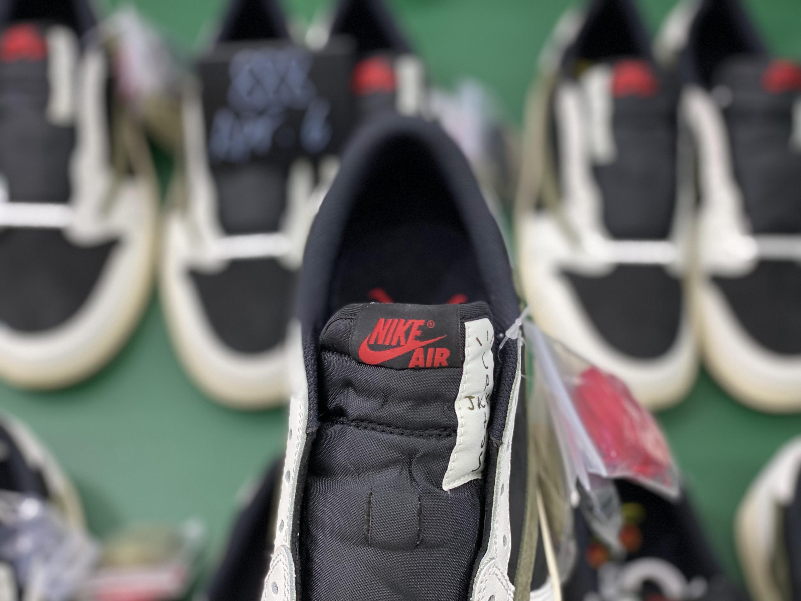 Jordan 1 Retro Low OG SP Travis Scott Olive (W)