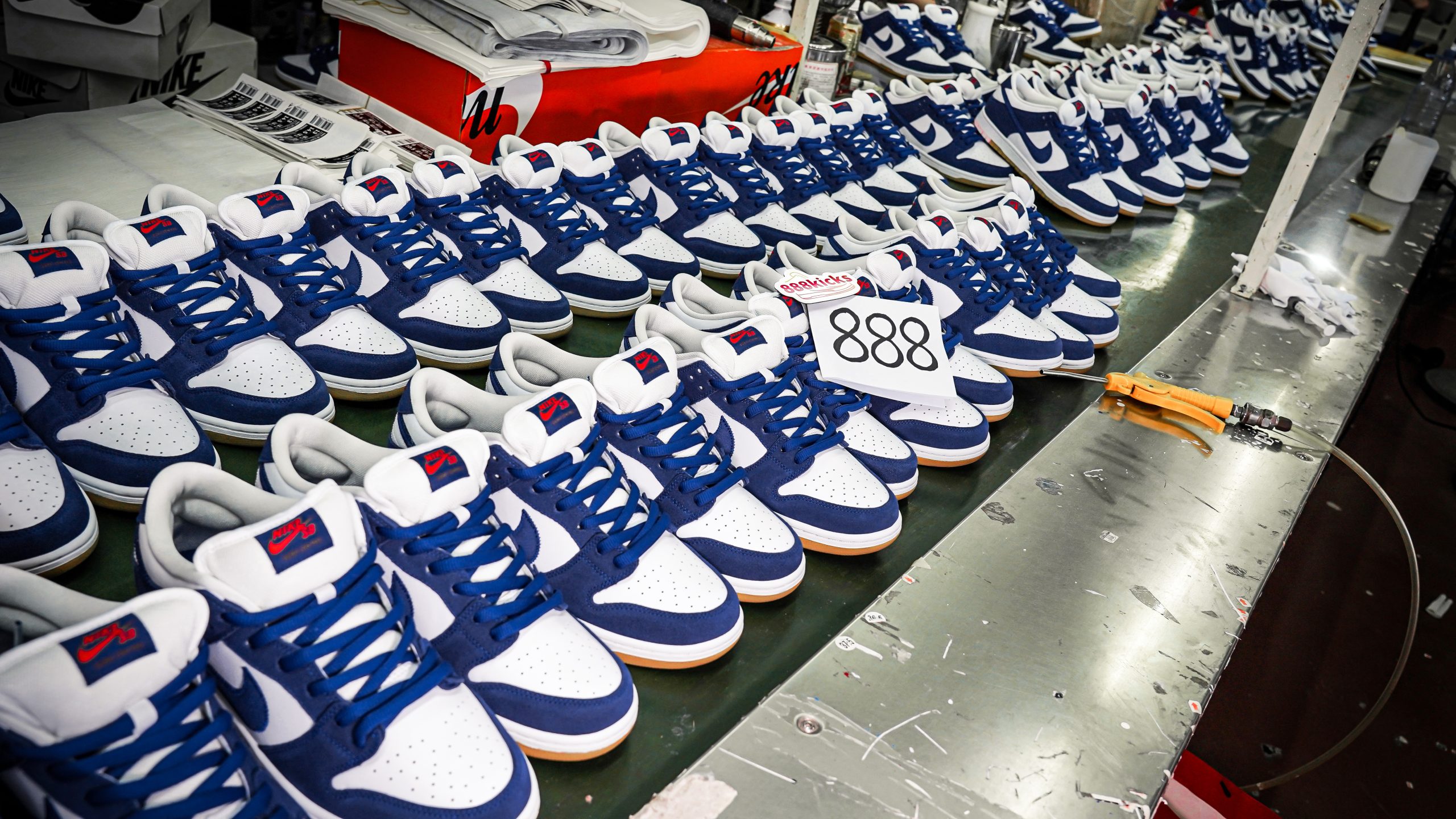 Nike SB Dunk Low Los Angeles Dodgers