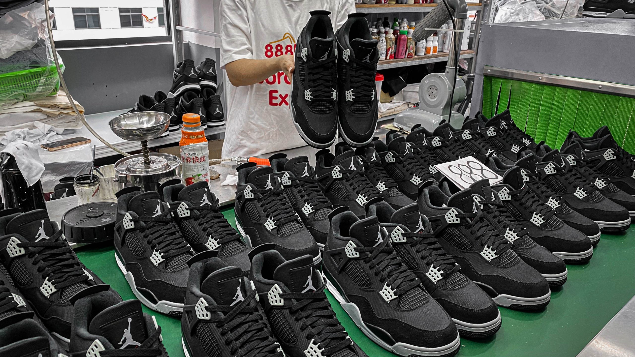 Jordan 4 Retro SE Black Canvas