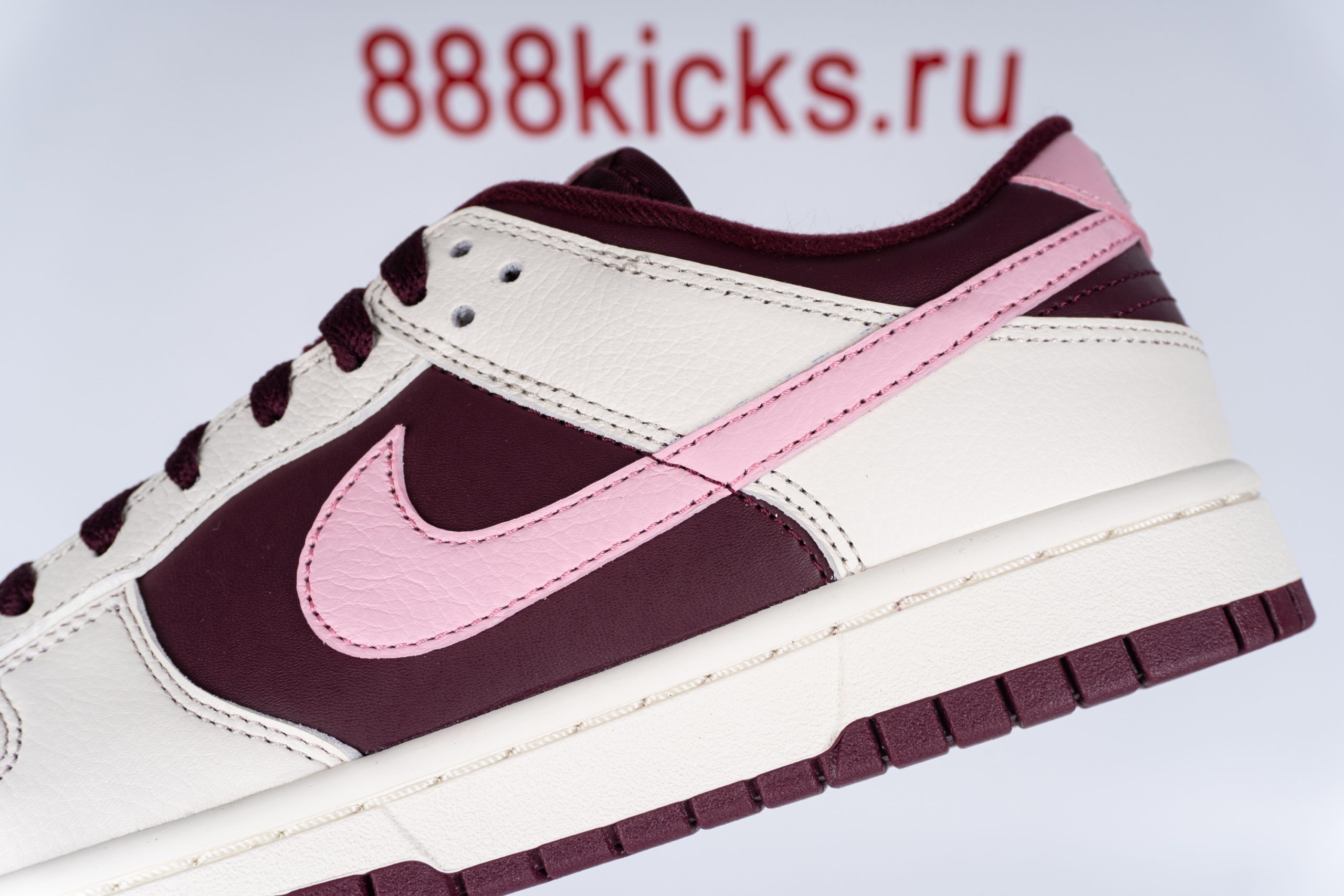 Nike Dunk Low yalentine’s Dav