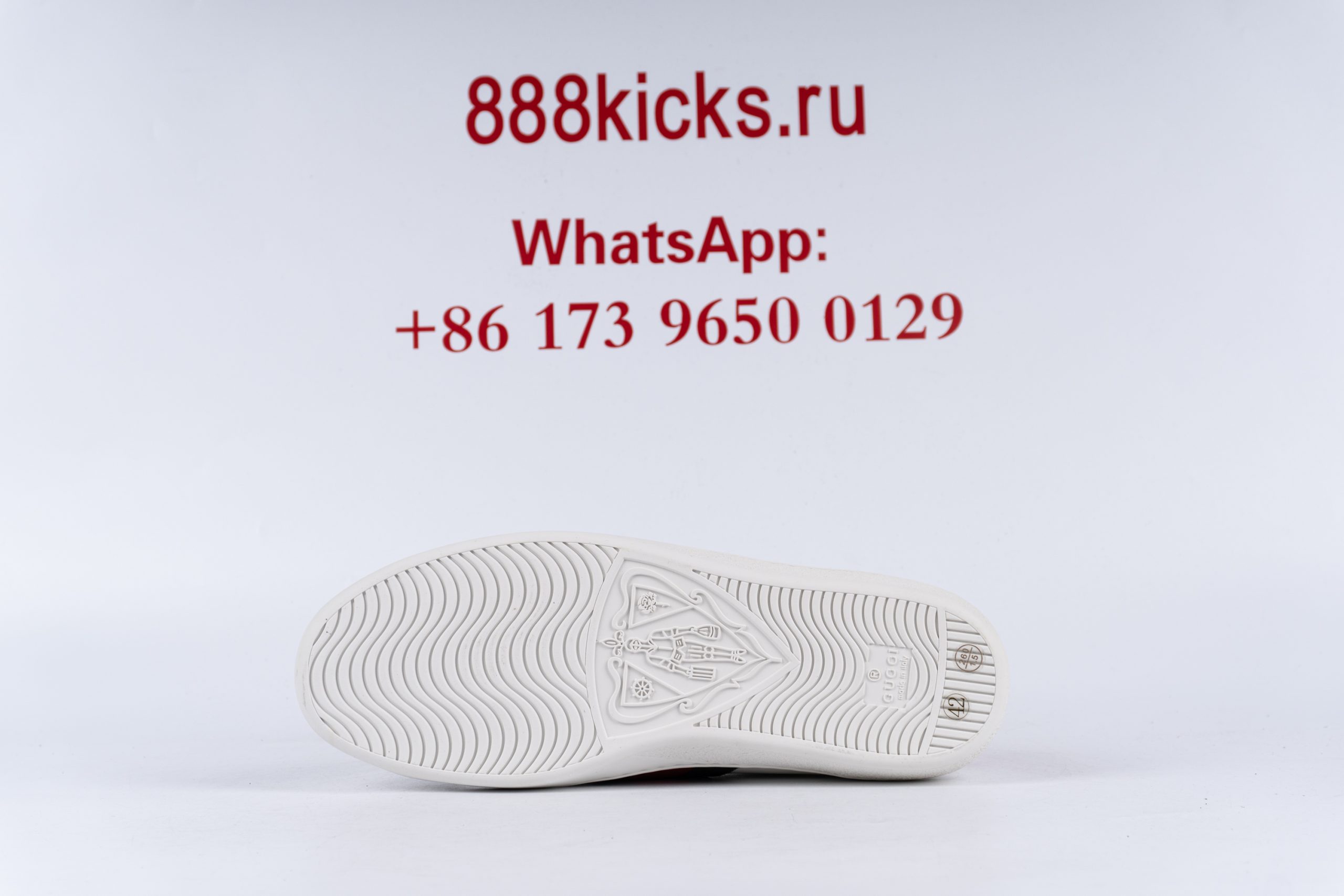 Gucc1 AceBee (W)