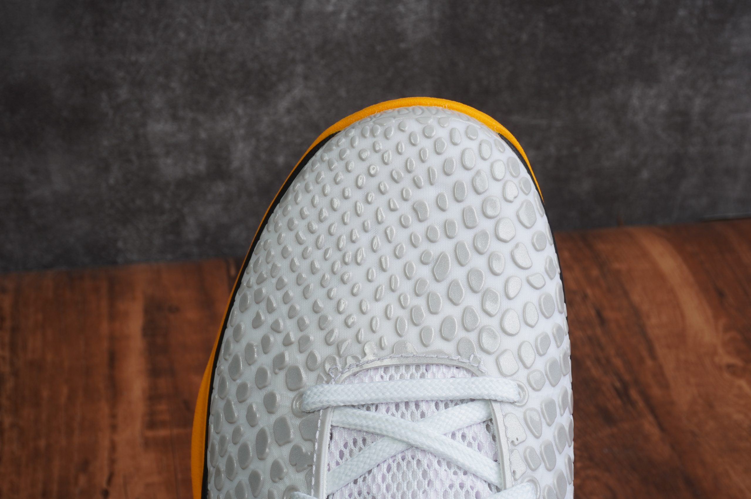 Kobe 6 Protro Playoff Pack White Del Sol