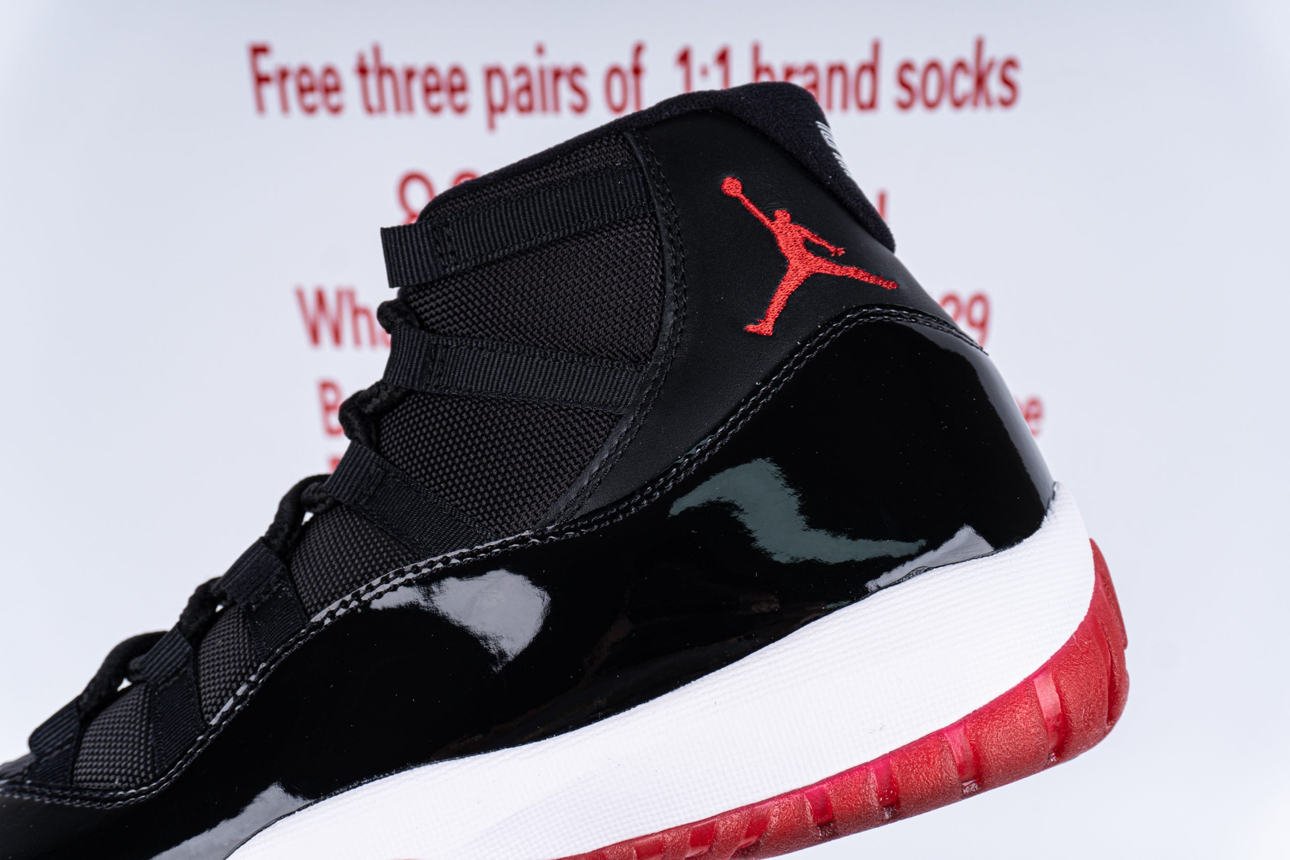 Jordan 11 Retro Playoffs Bred 2019