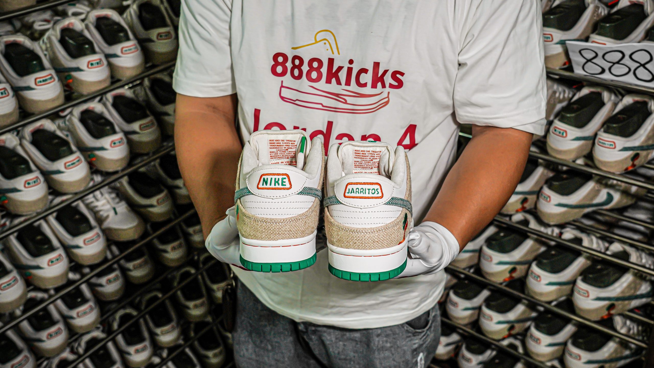 Nike SB Dunk Low Jarritos