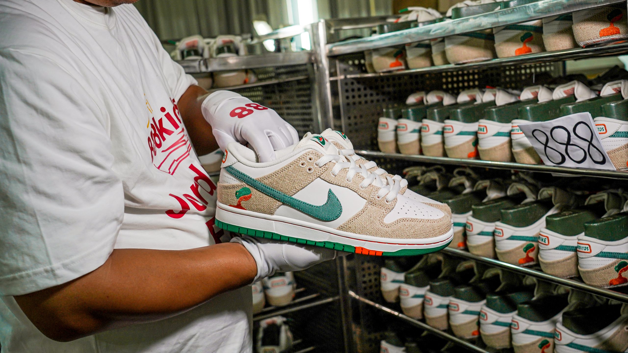 Nike SB Dunk Low Jarritos