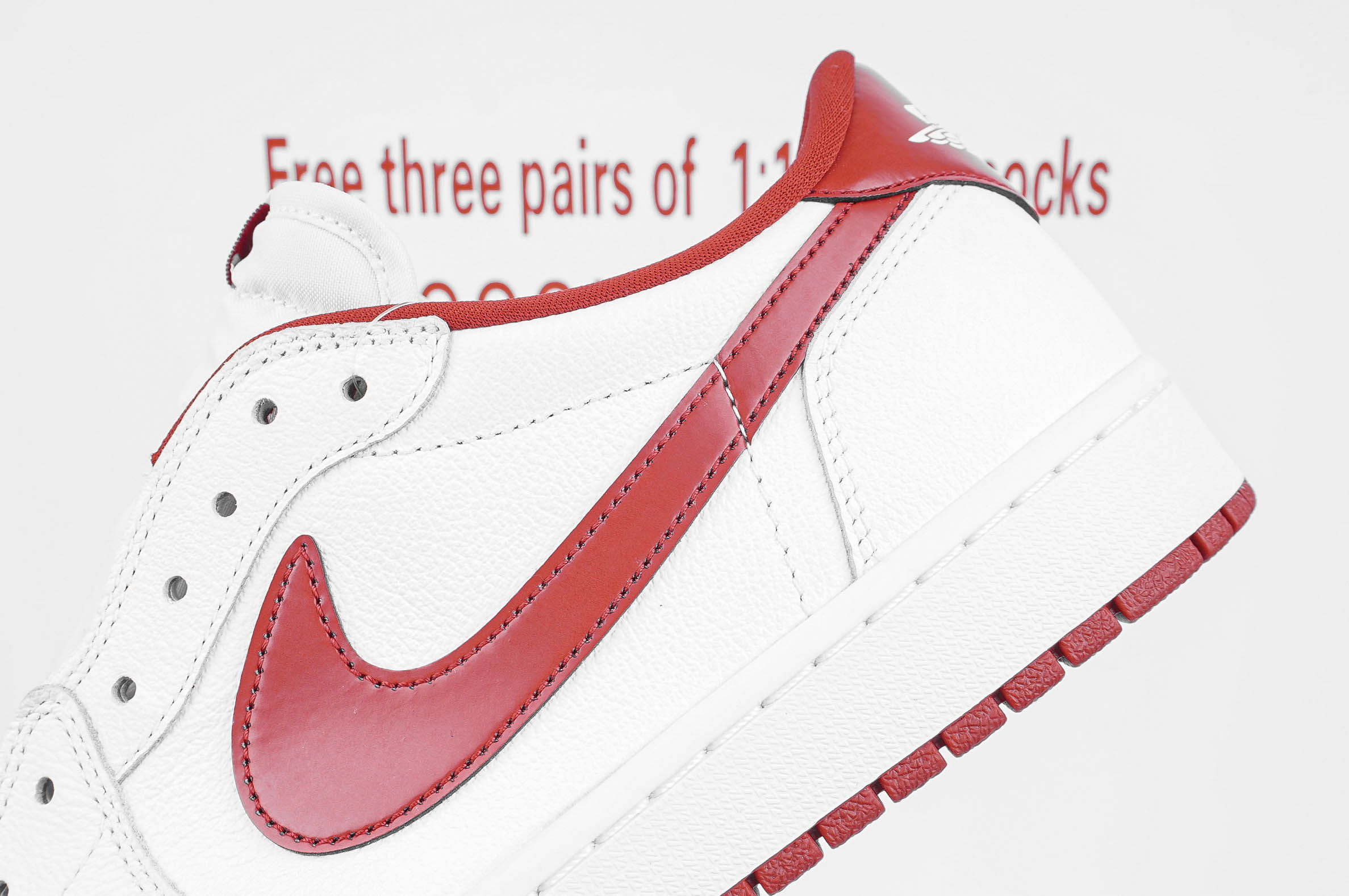 Jordan 1 Retro Low White Varsity Red