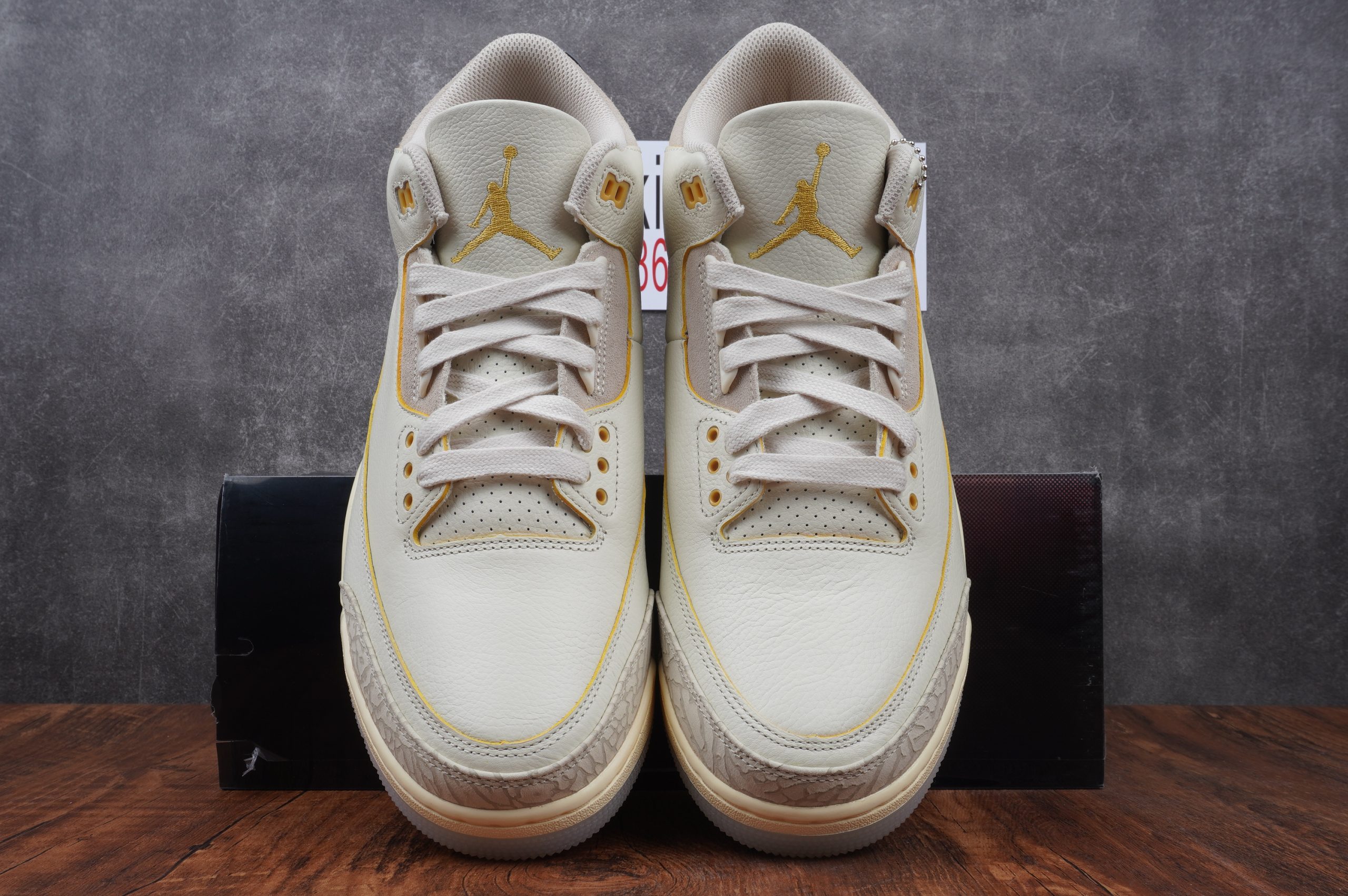 Jordan 3 Retro SP J Balvin