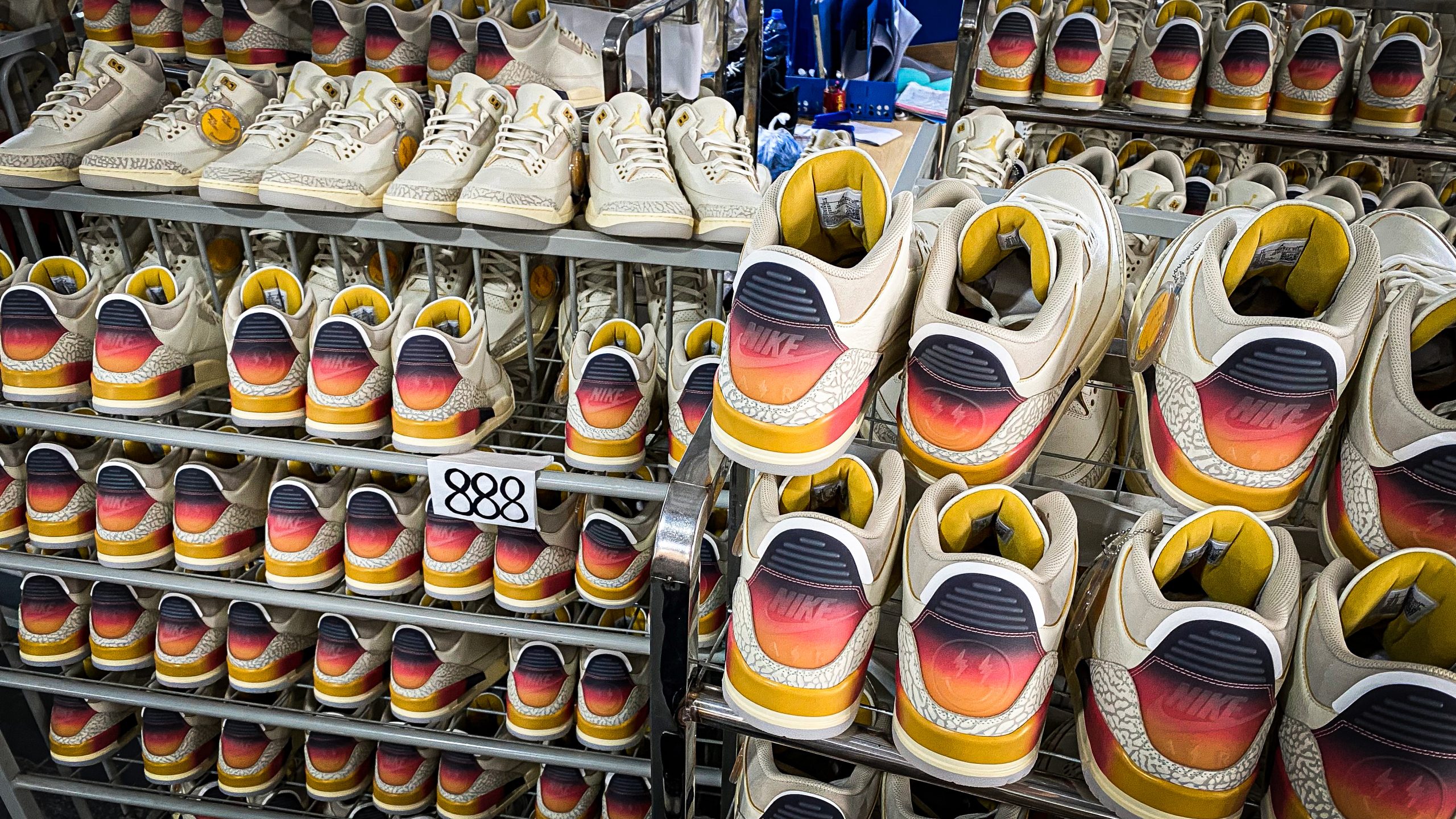 Jordan 3 Retro SP J Balvin