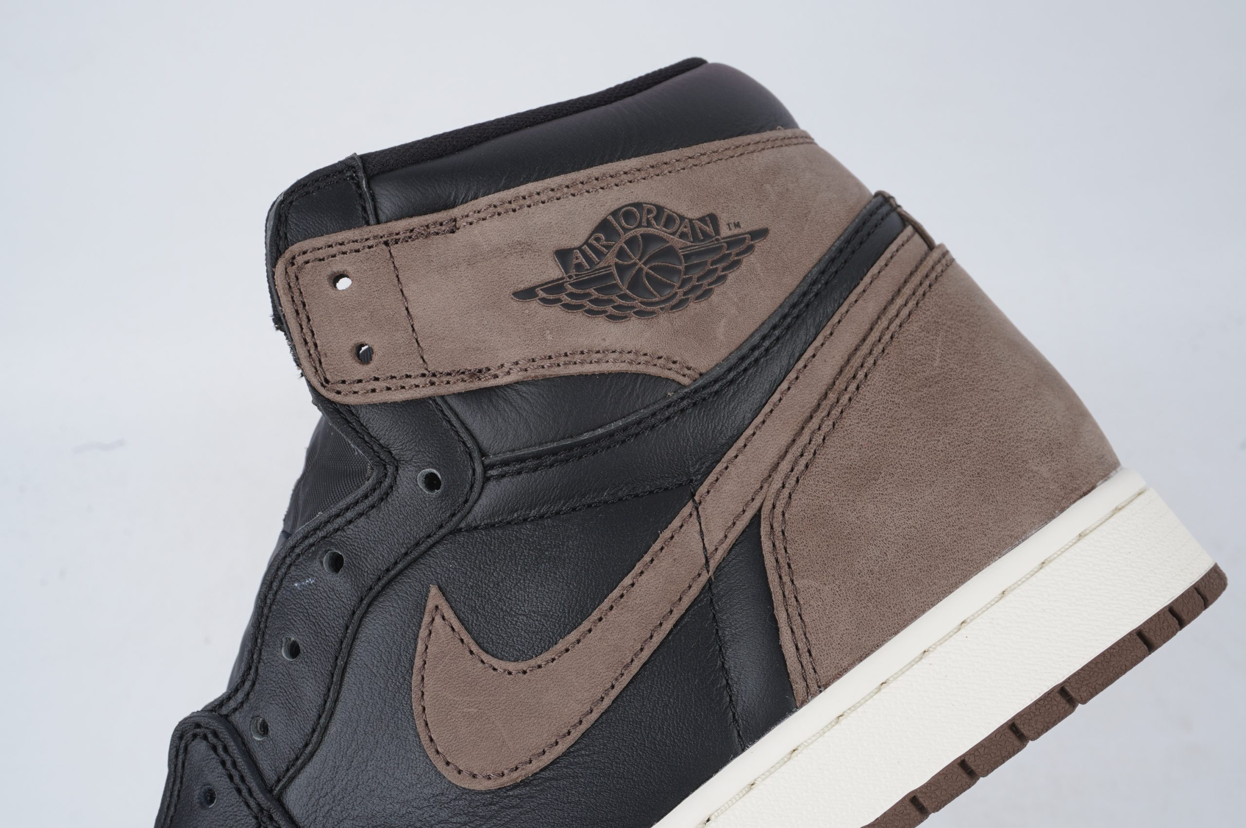 Jordan 1 Retro High OG Palomino