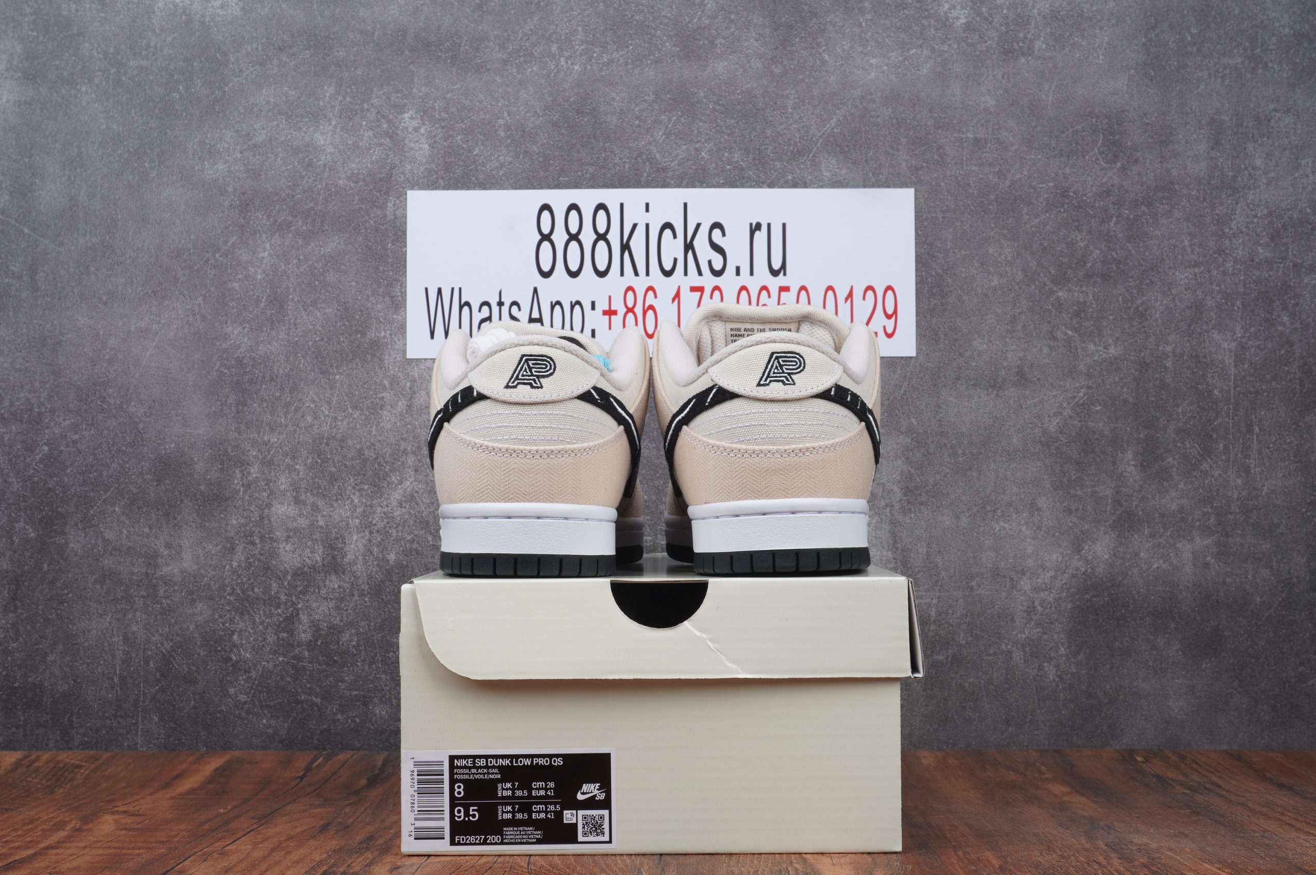 Nike SB Dunk Low Albino Preto