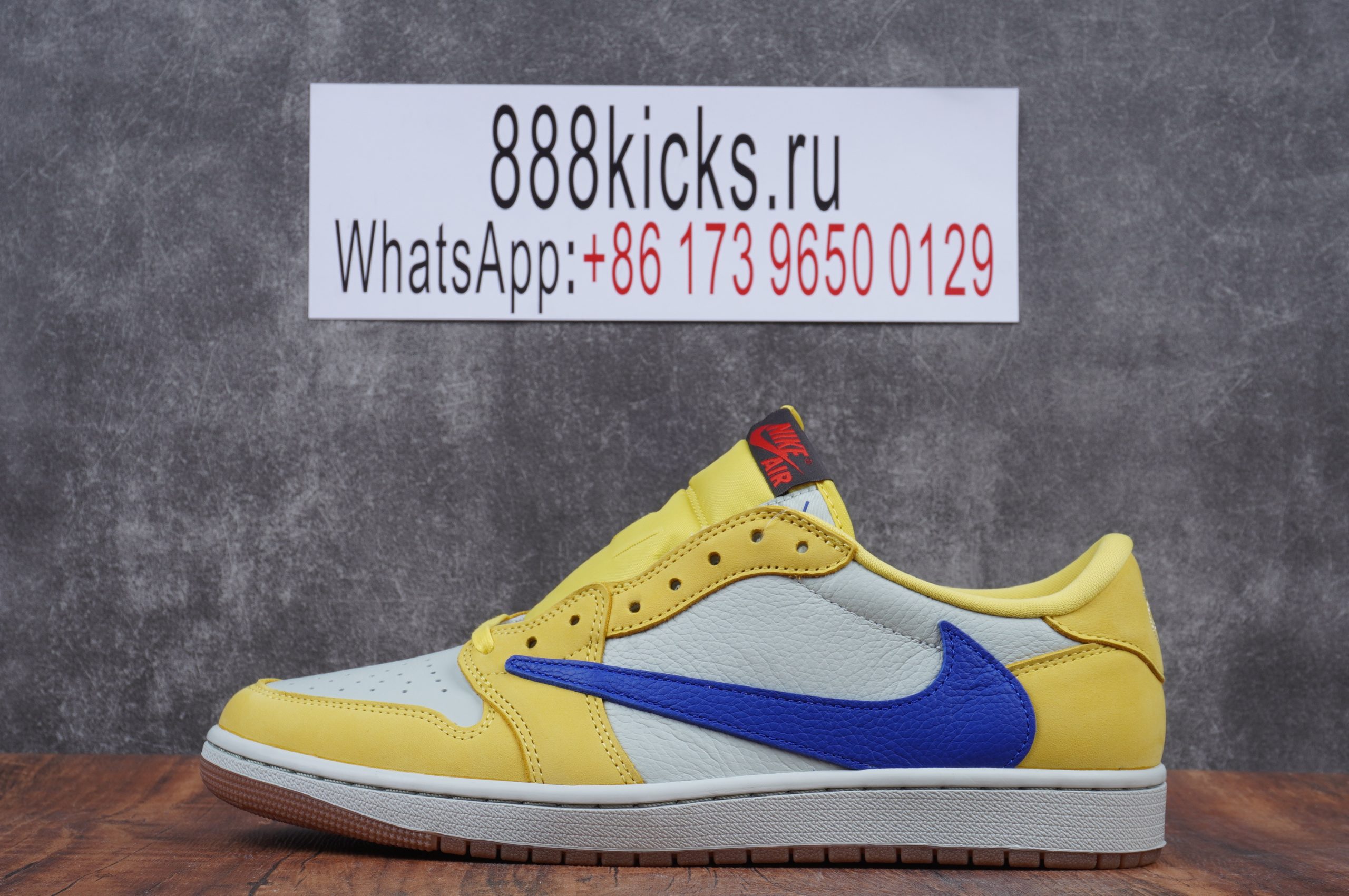 Travis Scott x Air Jordan 1 Low OG Canary DZ4137-700