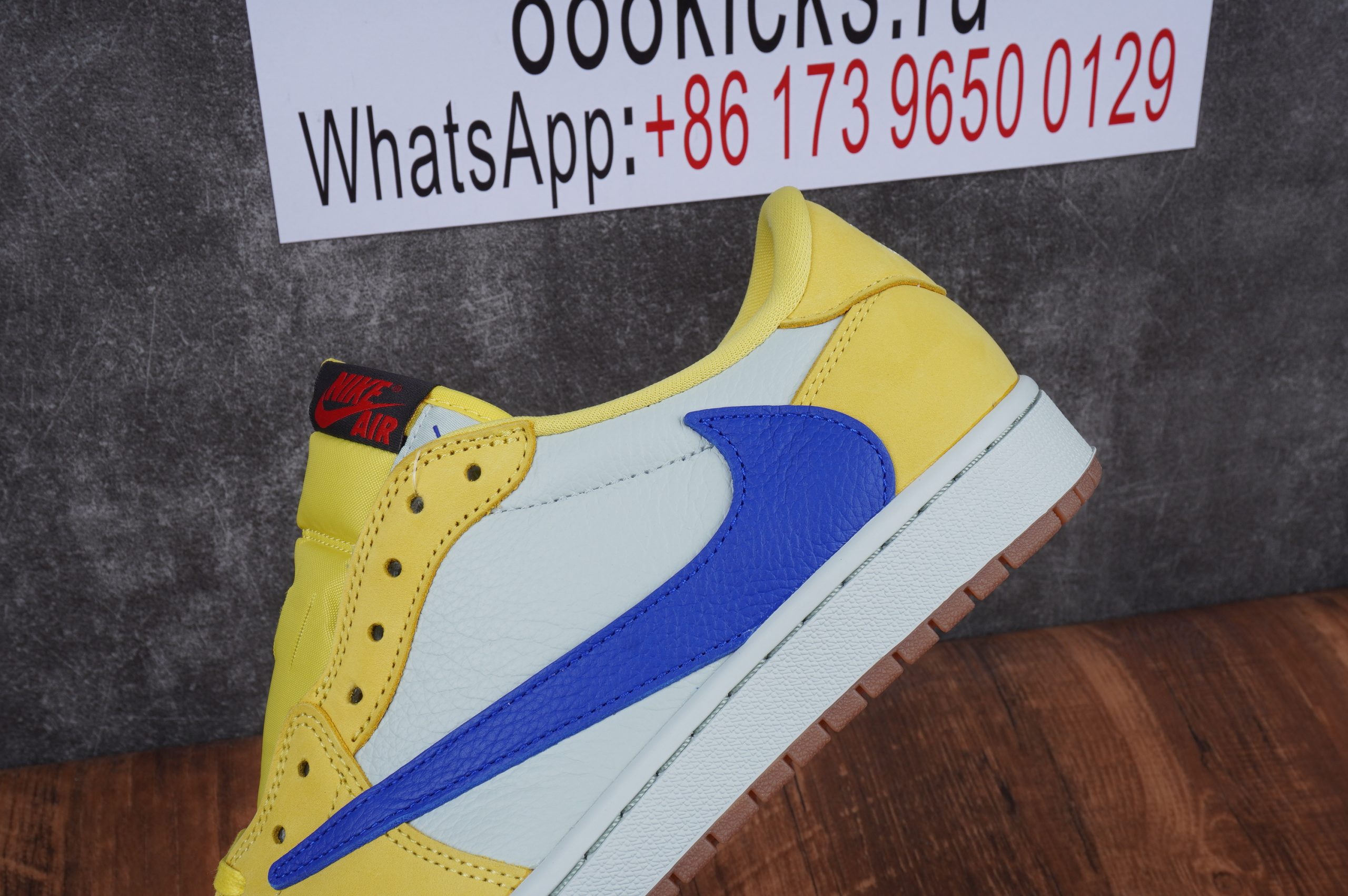 Travis Scott x Air Jordan 1 Low OG Canary DZ4137-700
