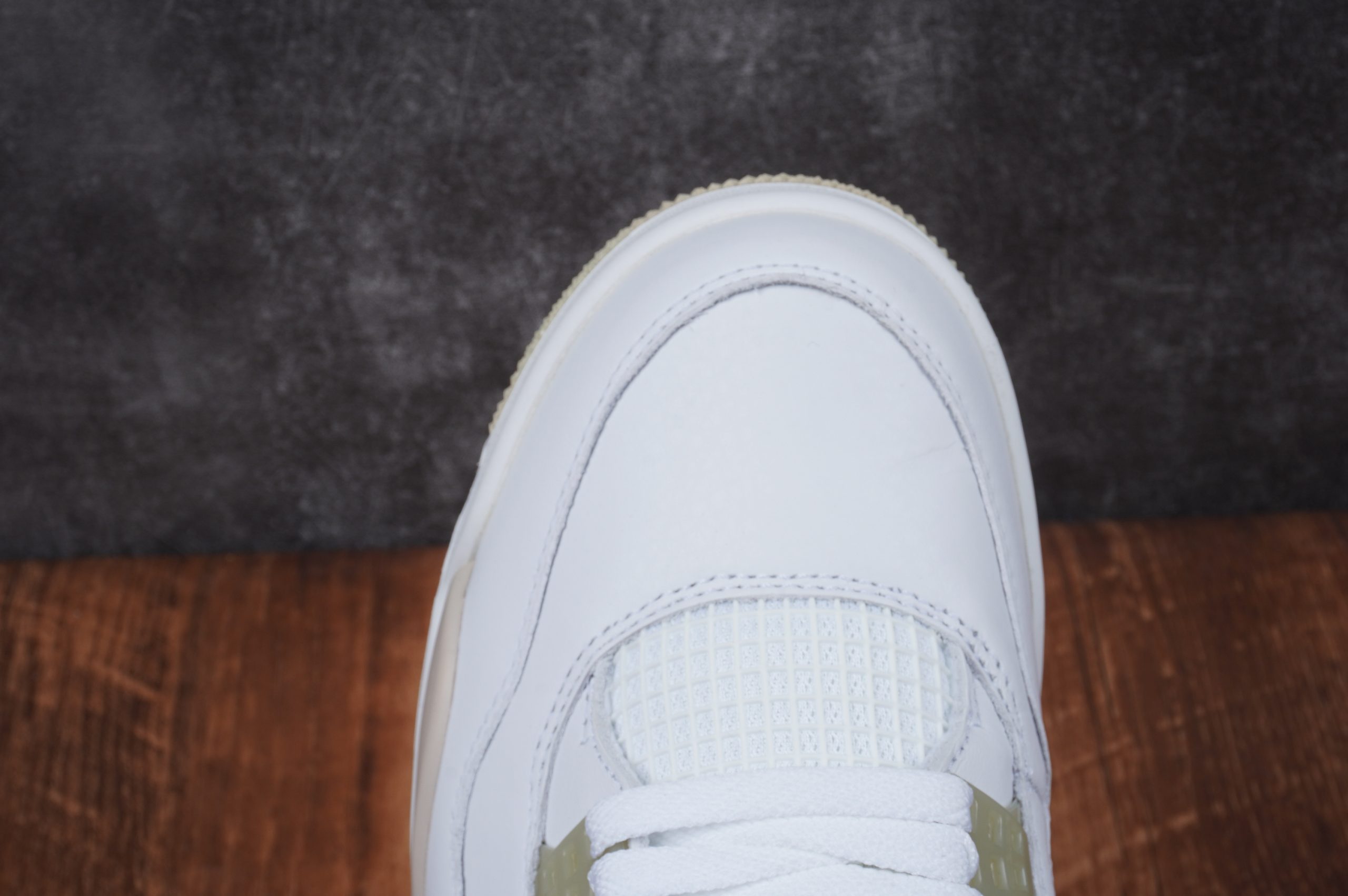 Jordan 4 Retro Sand