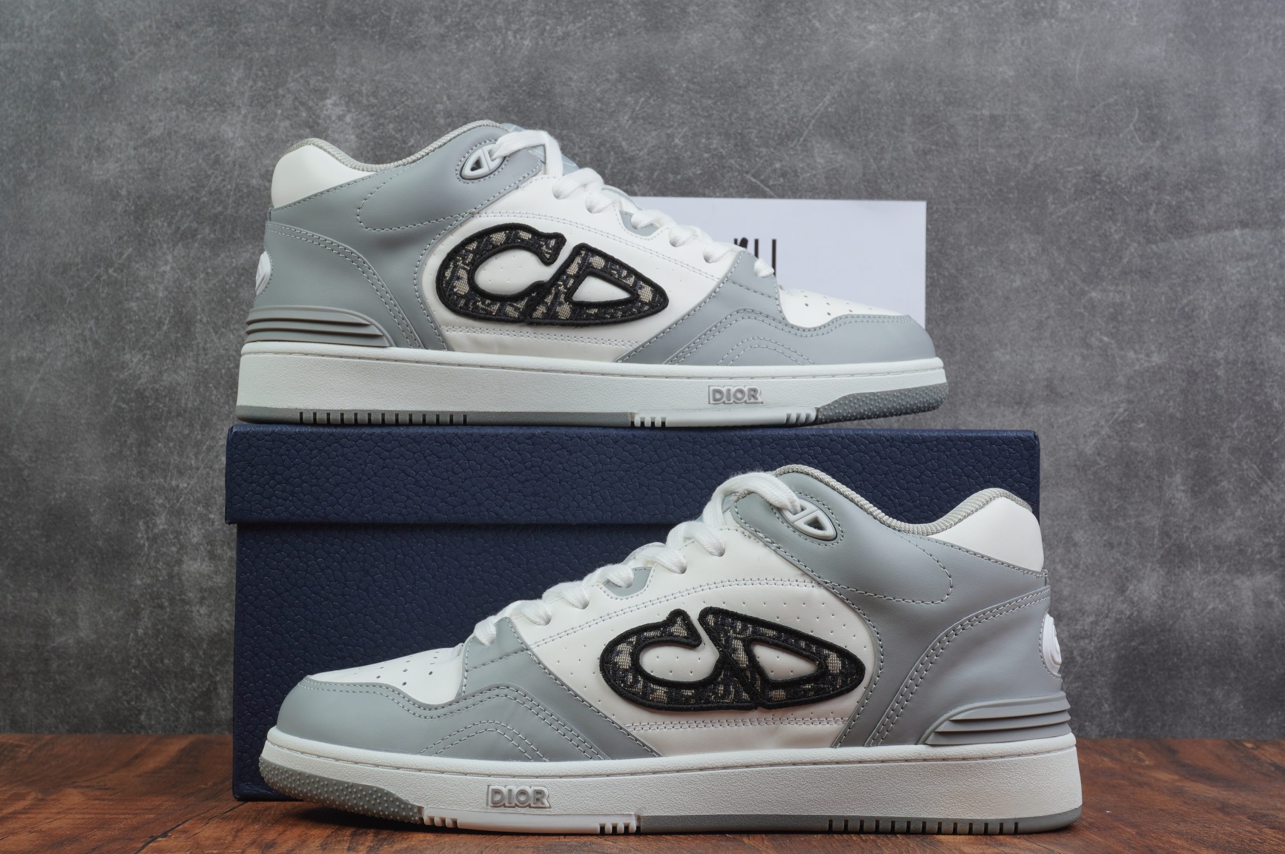 D*or b57 mid-top sneaker white and grey