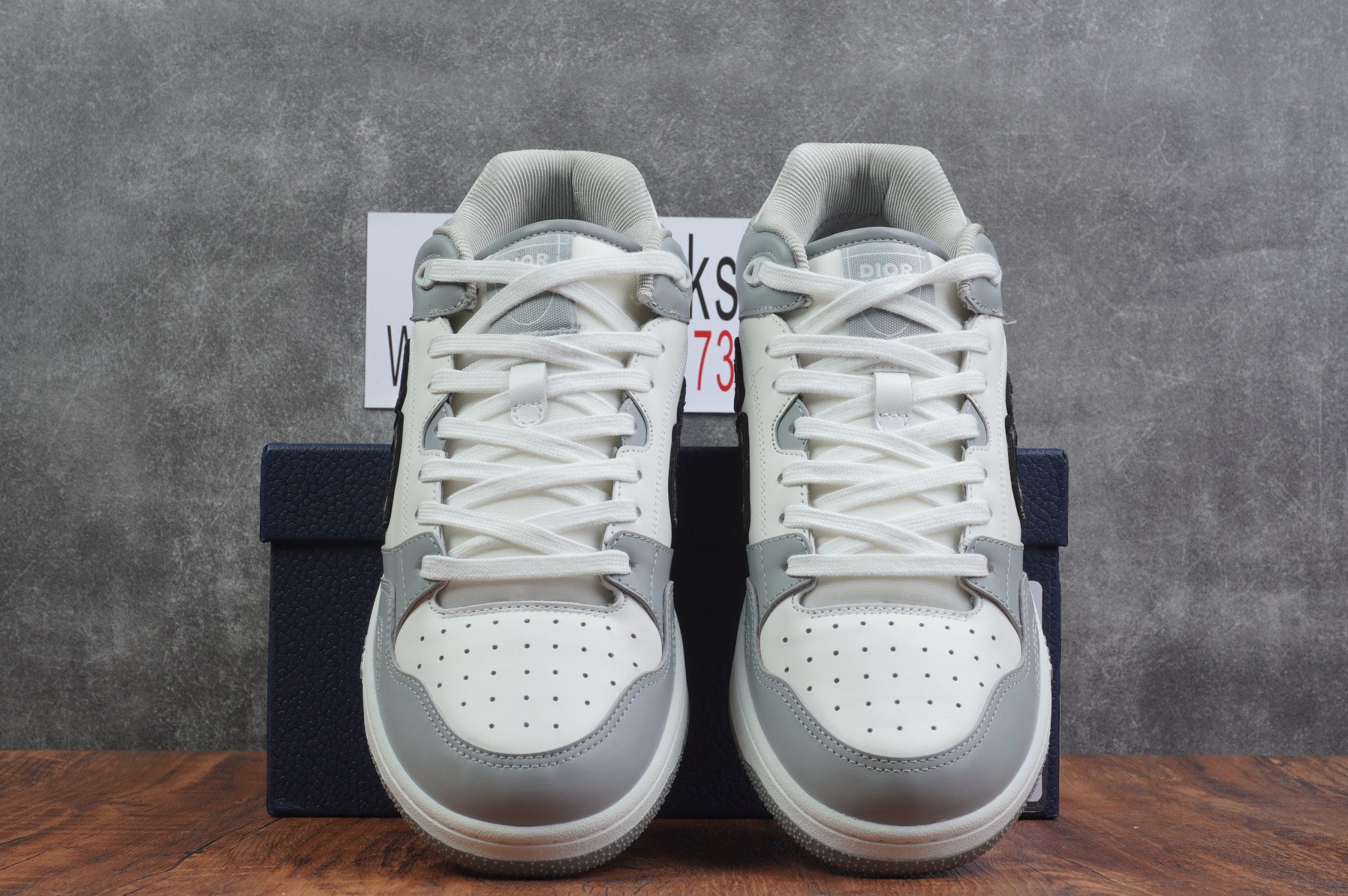 D*or b57 mid-top sneaker white and grey