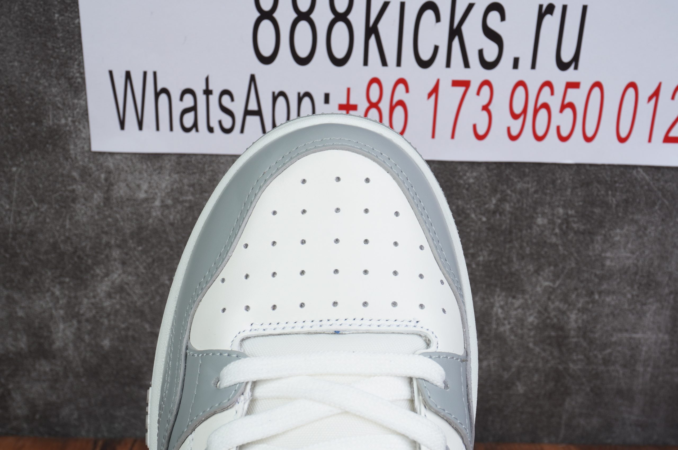 D*or b57 mid-top sneaker white and grey
