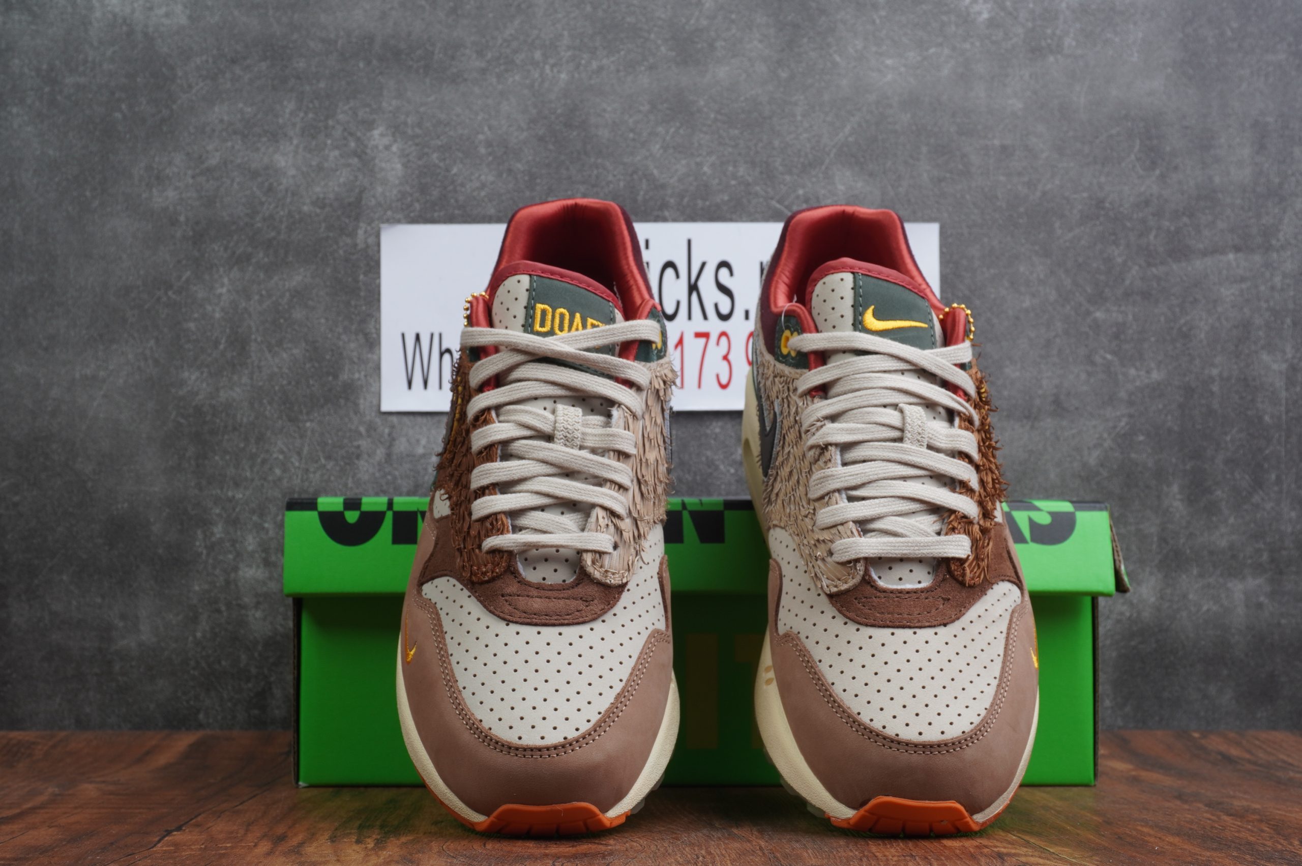Nike Air Max 1 ’87 Luxe University of Oregon PE