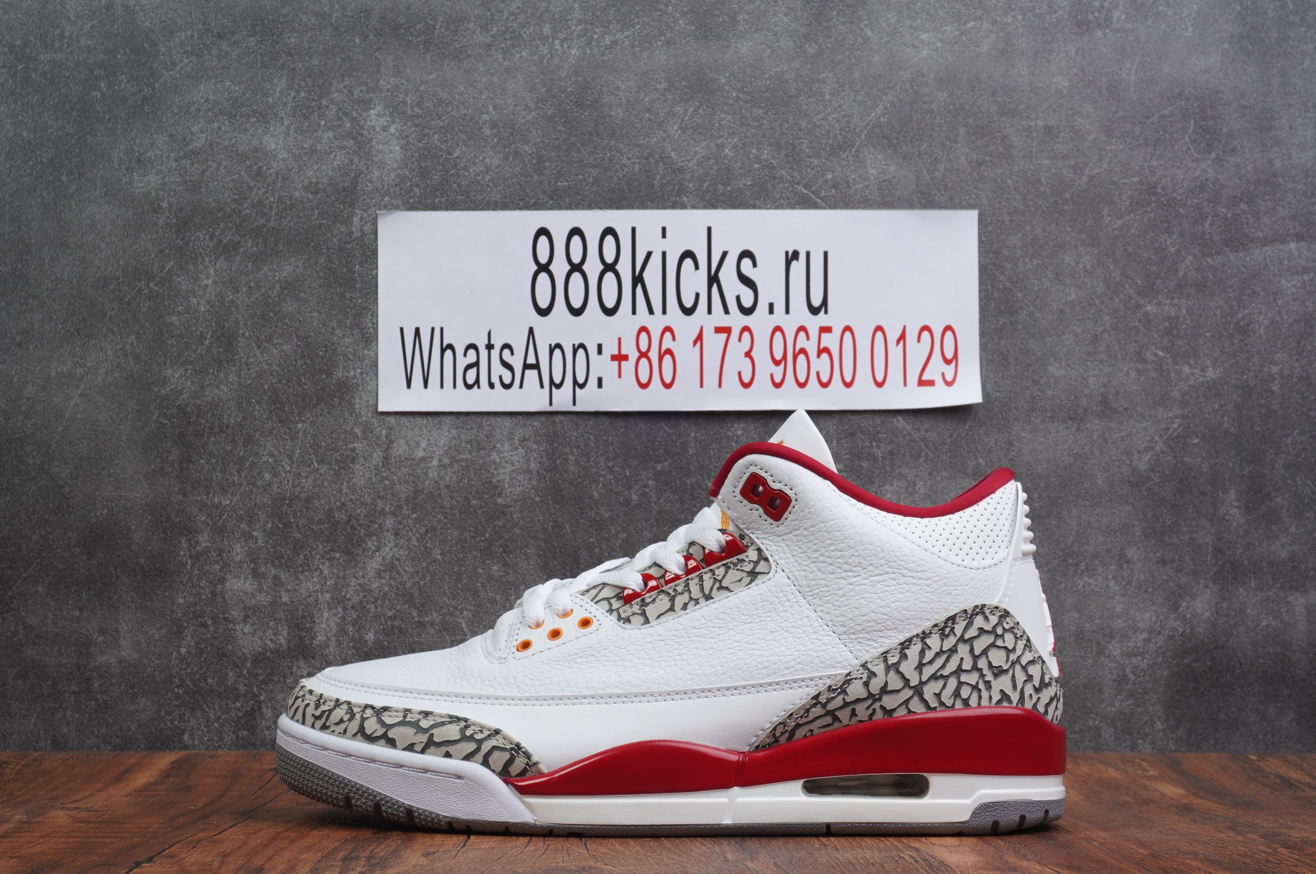 Air Jordan 3 Light Curry-Cardinal Red