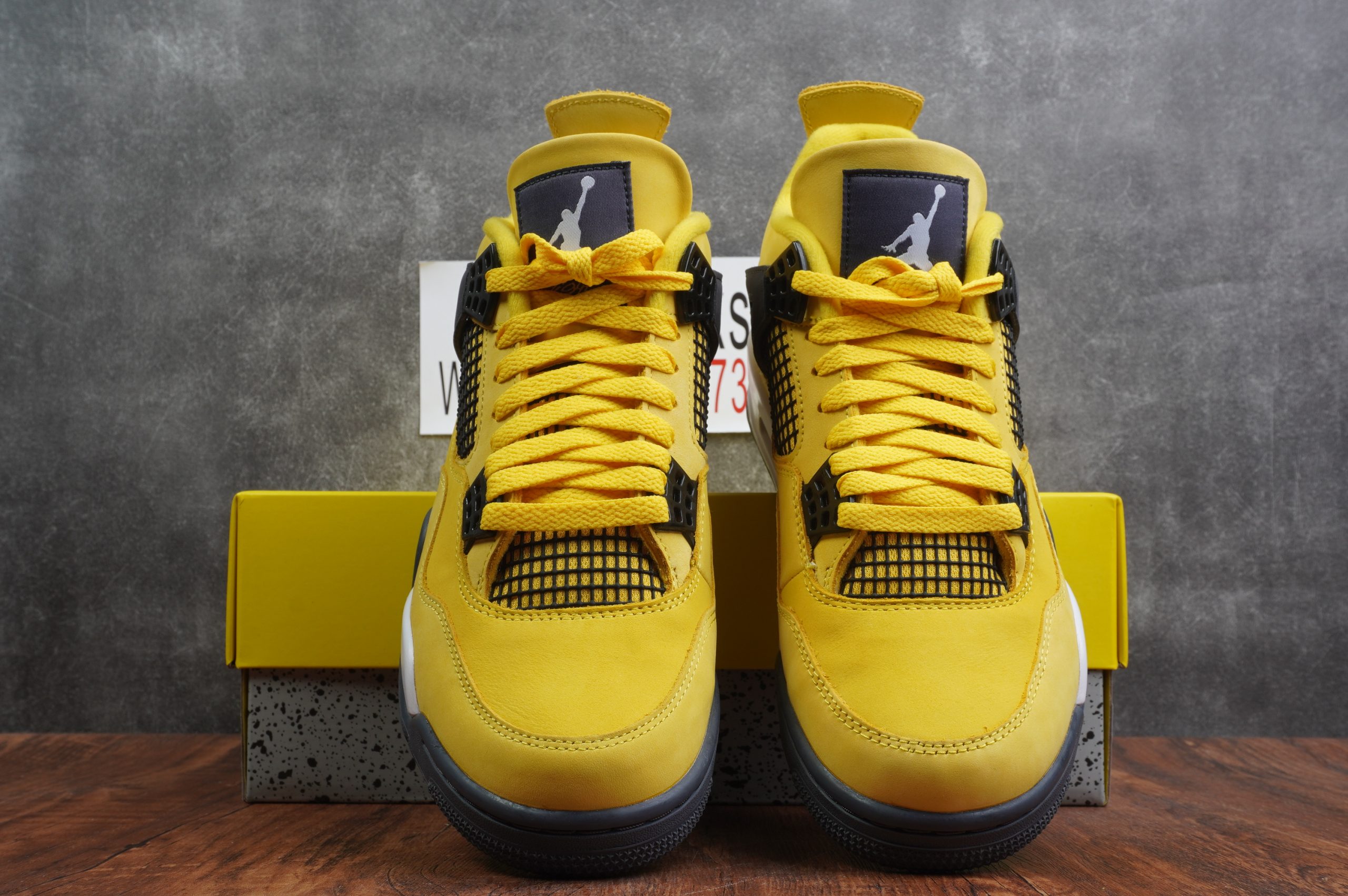 Jordan 4 Retro Lightning 2021