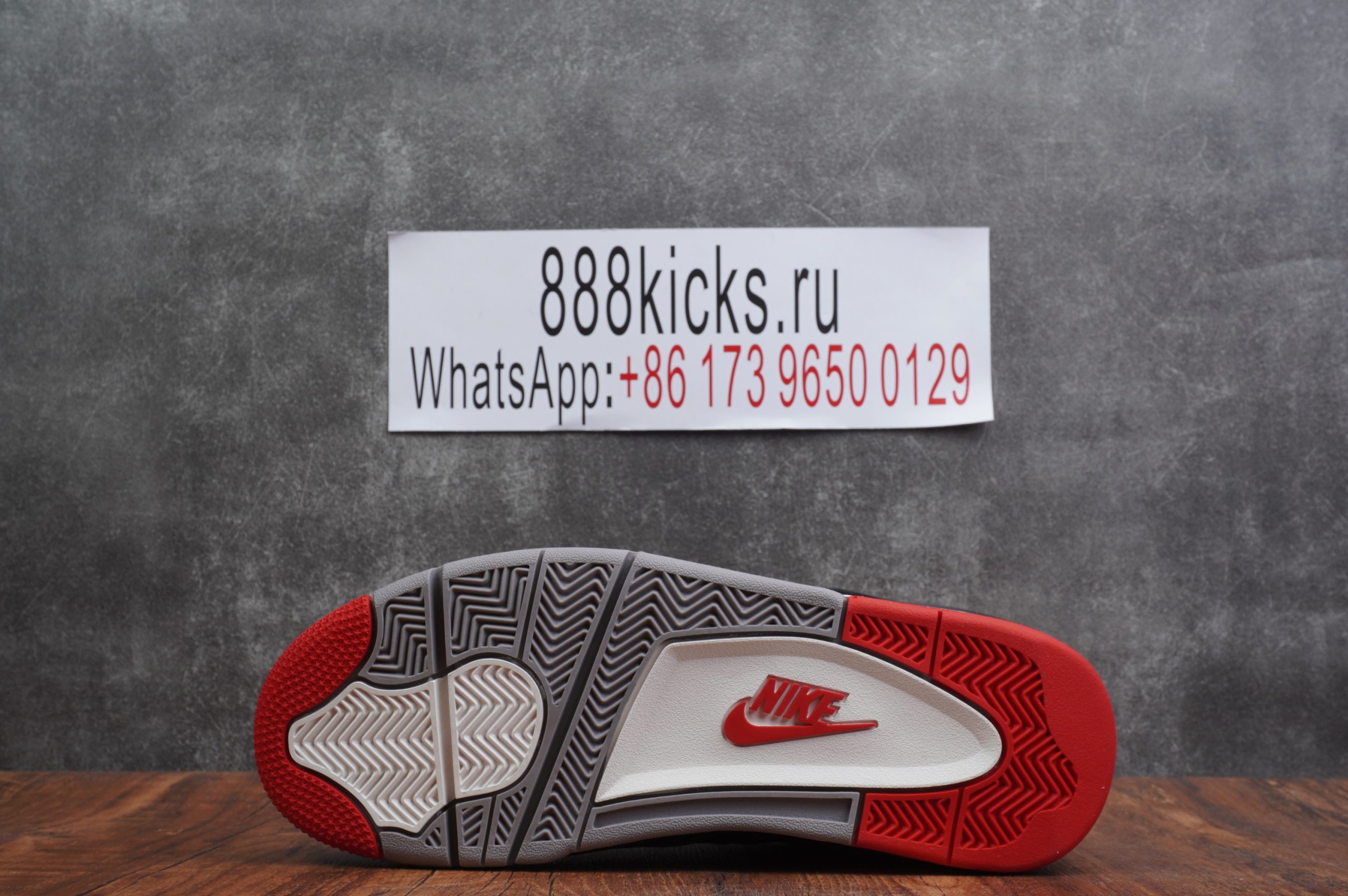 Jordan 4 Retro Bred 2019