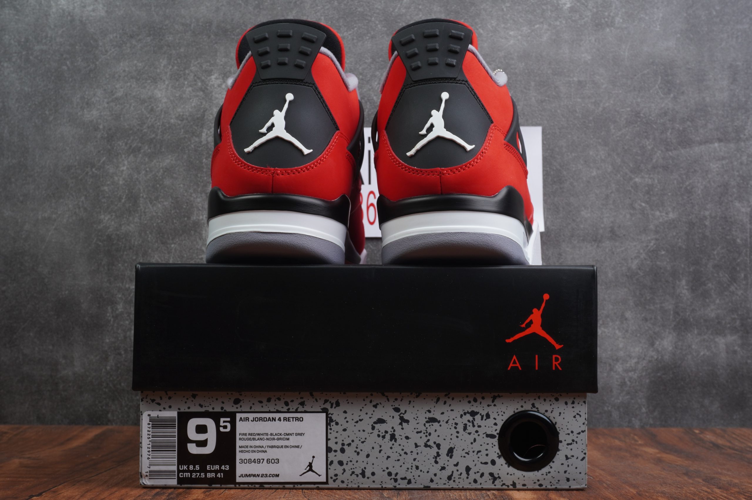 Air Jordan 4 Retro Toro Bravo