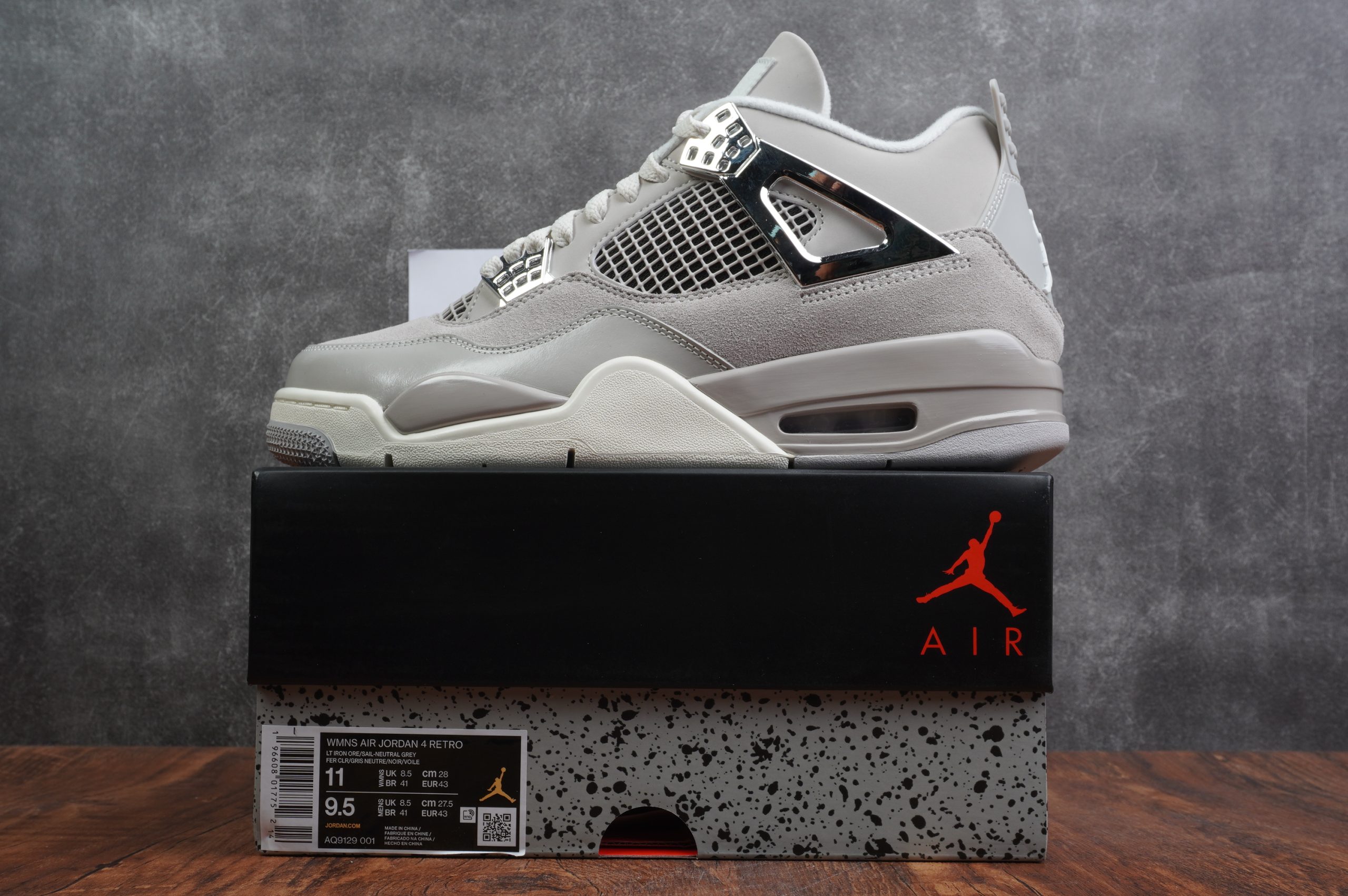 Jordan 4 Retro Frozen Moments
