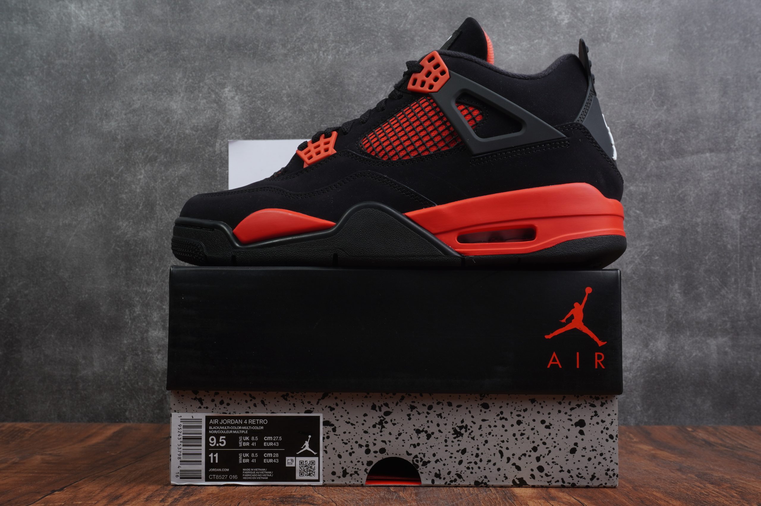 Jordan 4 Retro Red Thunder