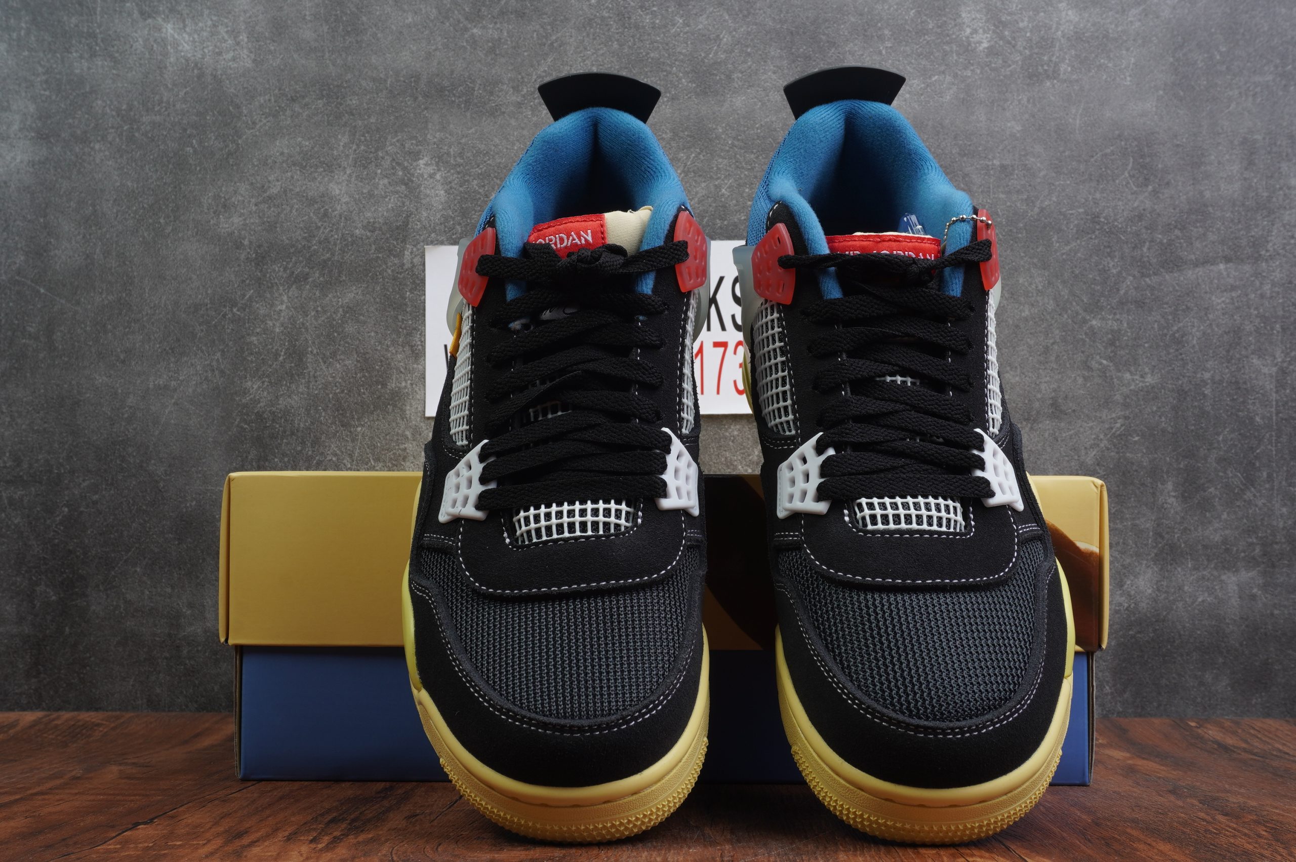 Jordan 4 Retro Union Off Noir